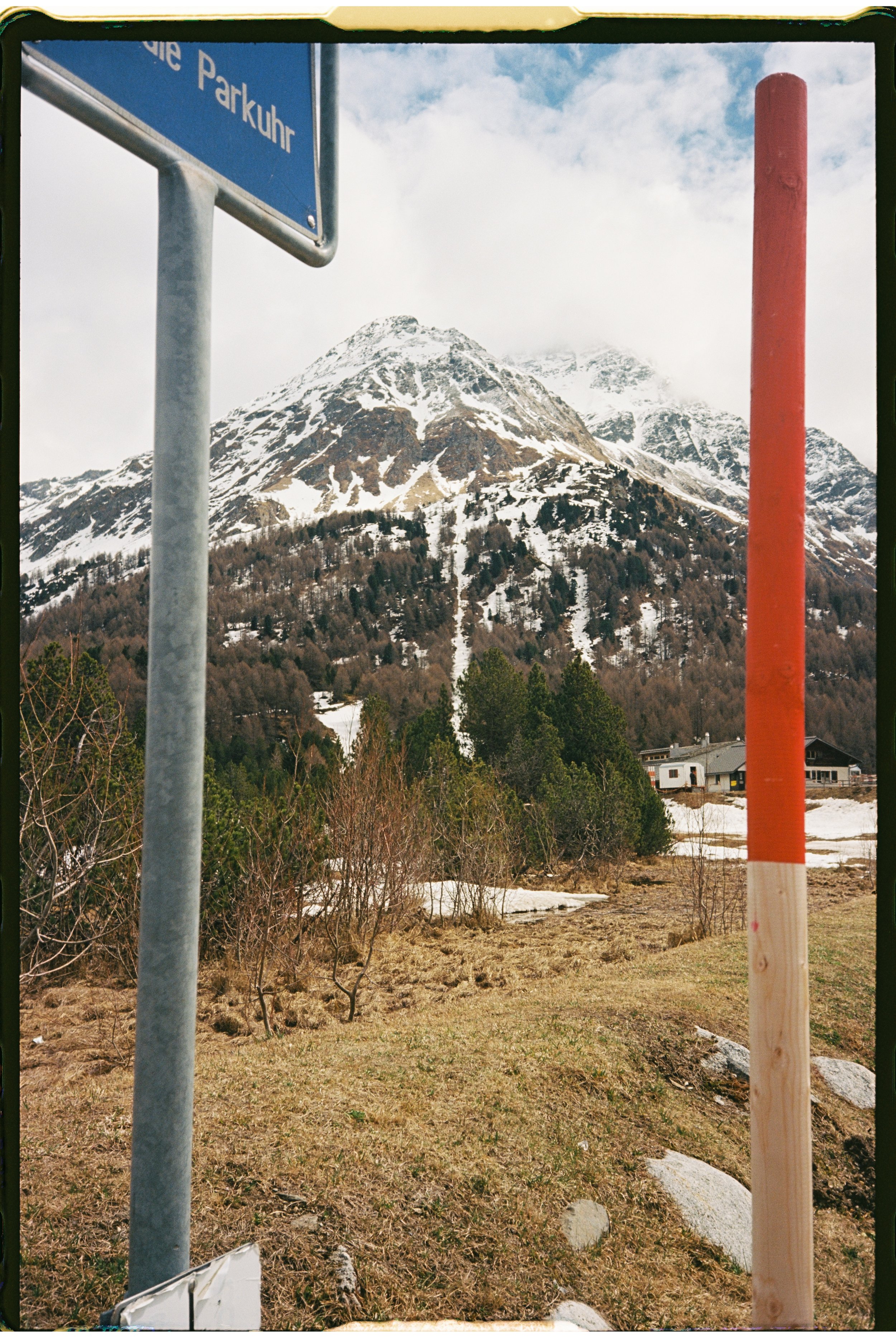 R1-01195-0017.JPG