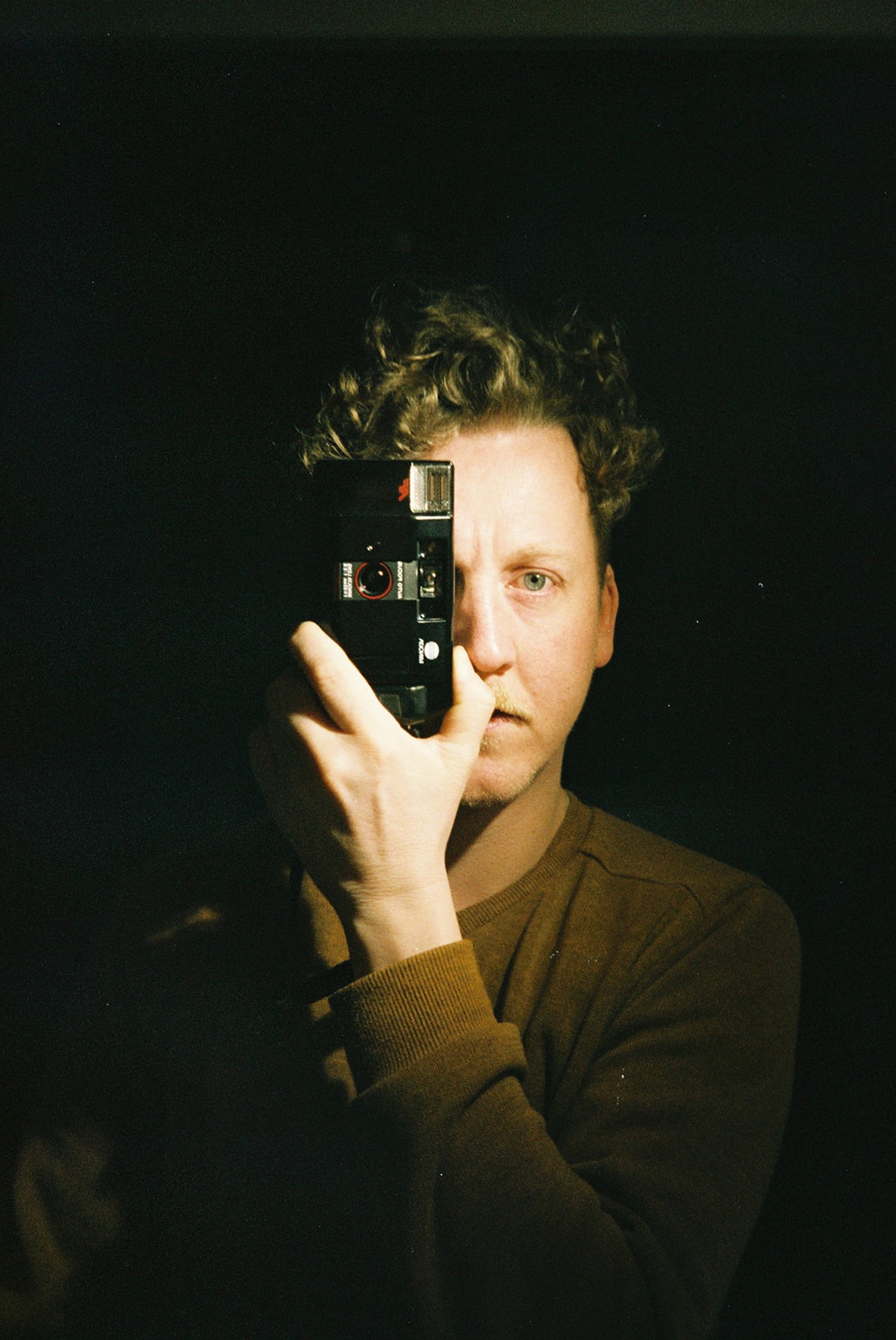 the artist/photographer Hans G. Op de Beeck aka hans maakt een foto