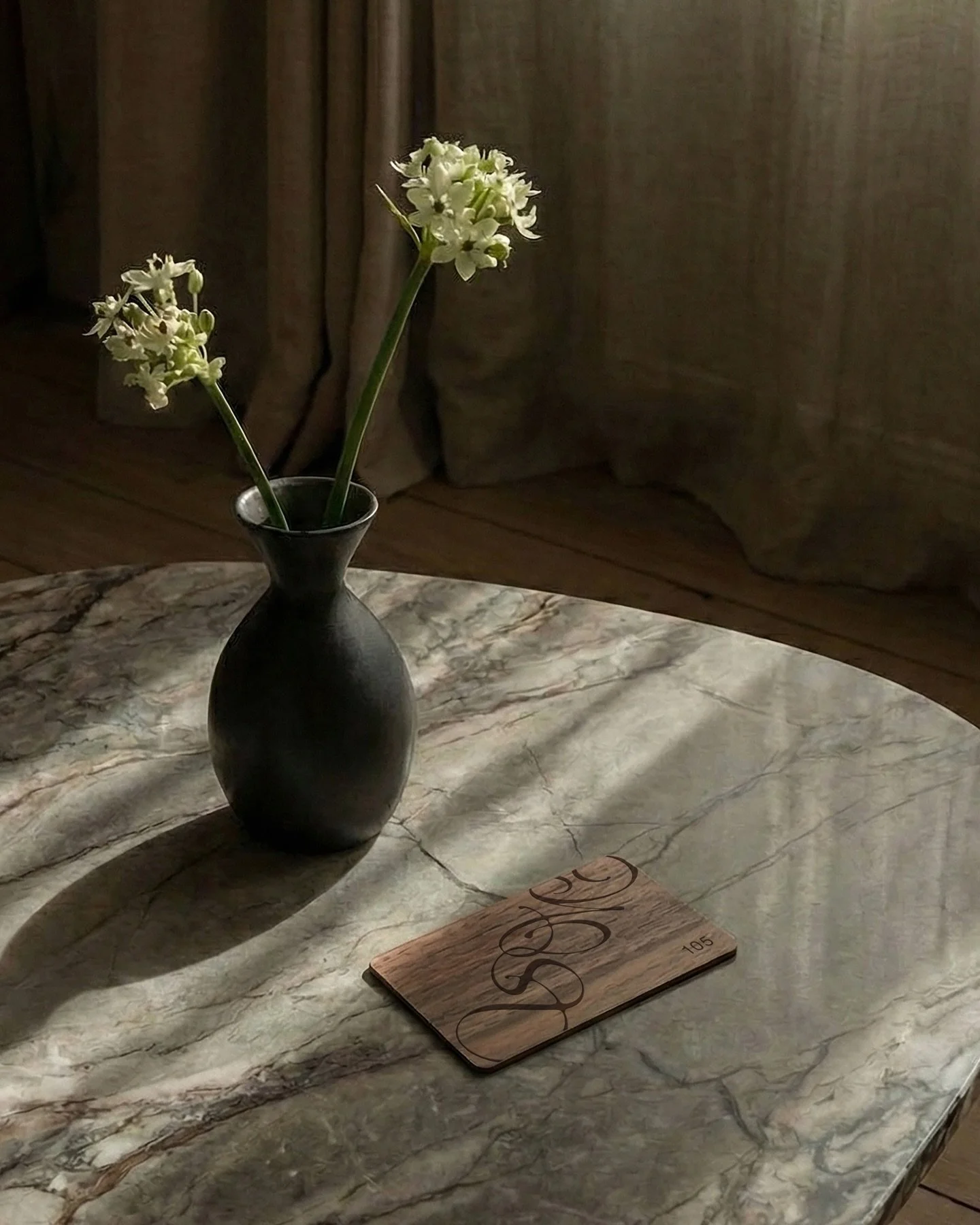 Saltmoore looks to make each guest visit one of wonder. The brand&rsquo;s spirit of adventure and discovery is echoed throughout every brand touch point and communication. 

Brand Identity: @duzi.studio