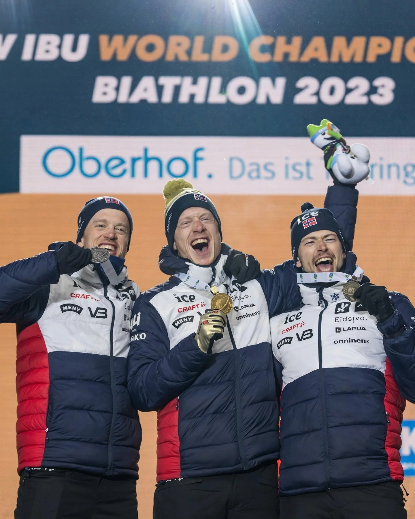 Johannes og Tarjei. Hvor skal man starte? Takk for at jeg har f&aring;tt bli kjent med dere. Dere har virkelig v&aelig;rt de beste forbildene jeg kunne ha. At jeg fikk oppleve &aring; v&aelig;re p&aring; lag med dere kan jeg nesten ikke tro, for en s