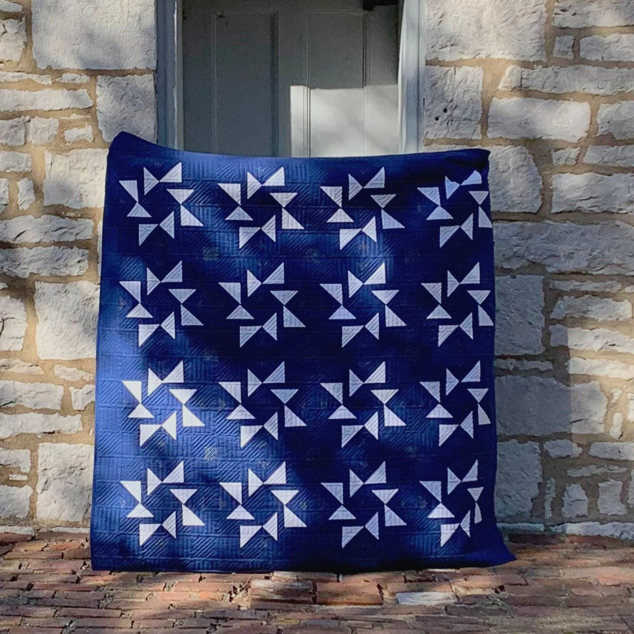 Striped Ribbon Star by Satomi Hoar (Satomi Quilts)