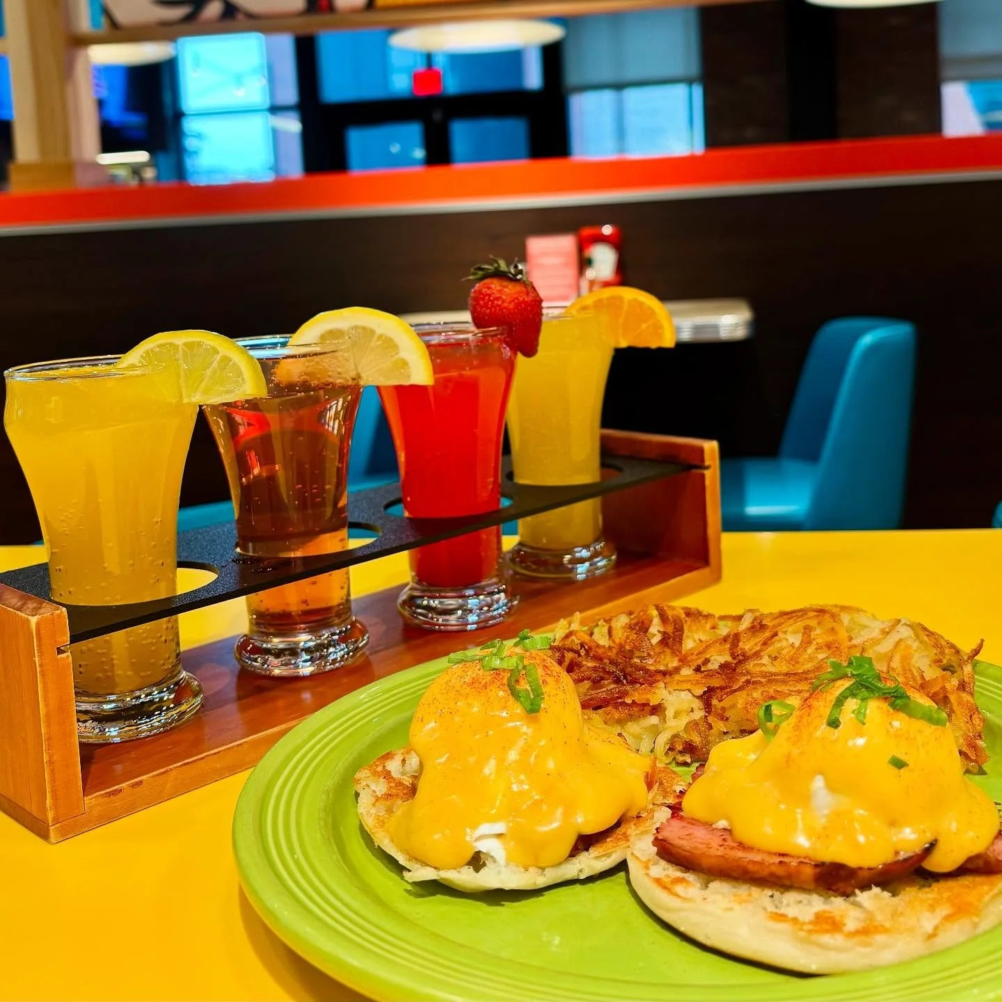 We&rsquo;ve been NEVER BENNY BETTER knowing that tomorrow is Friyay🤩 Now that everything has melted, you have the excuse to come out and brunch🍾 Nothing wrong with starting your weekend early so why not do it today?!🤗