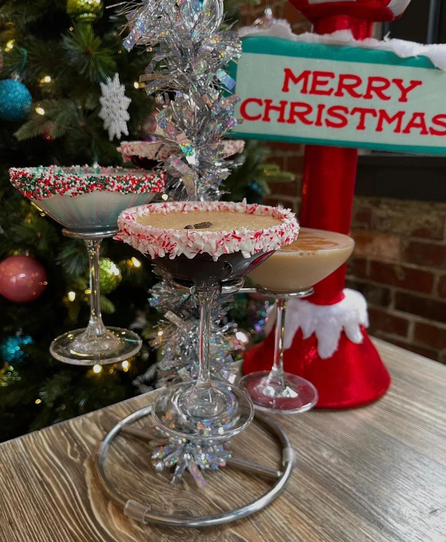 We got just the special gift we&rsquo;re bringing back to you this Christmas🎁 Get a Tini Tree today and have a wonderful time sharing with your favorite brunch bunch‼️🎄