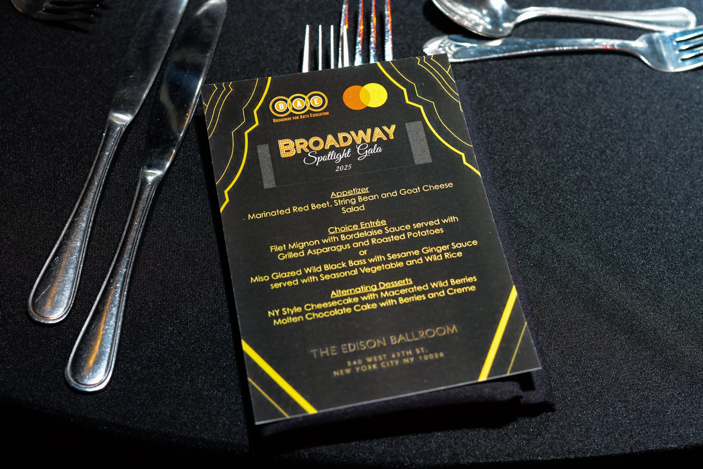 001_251116_BAE_GALA_4809.jpg