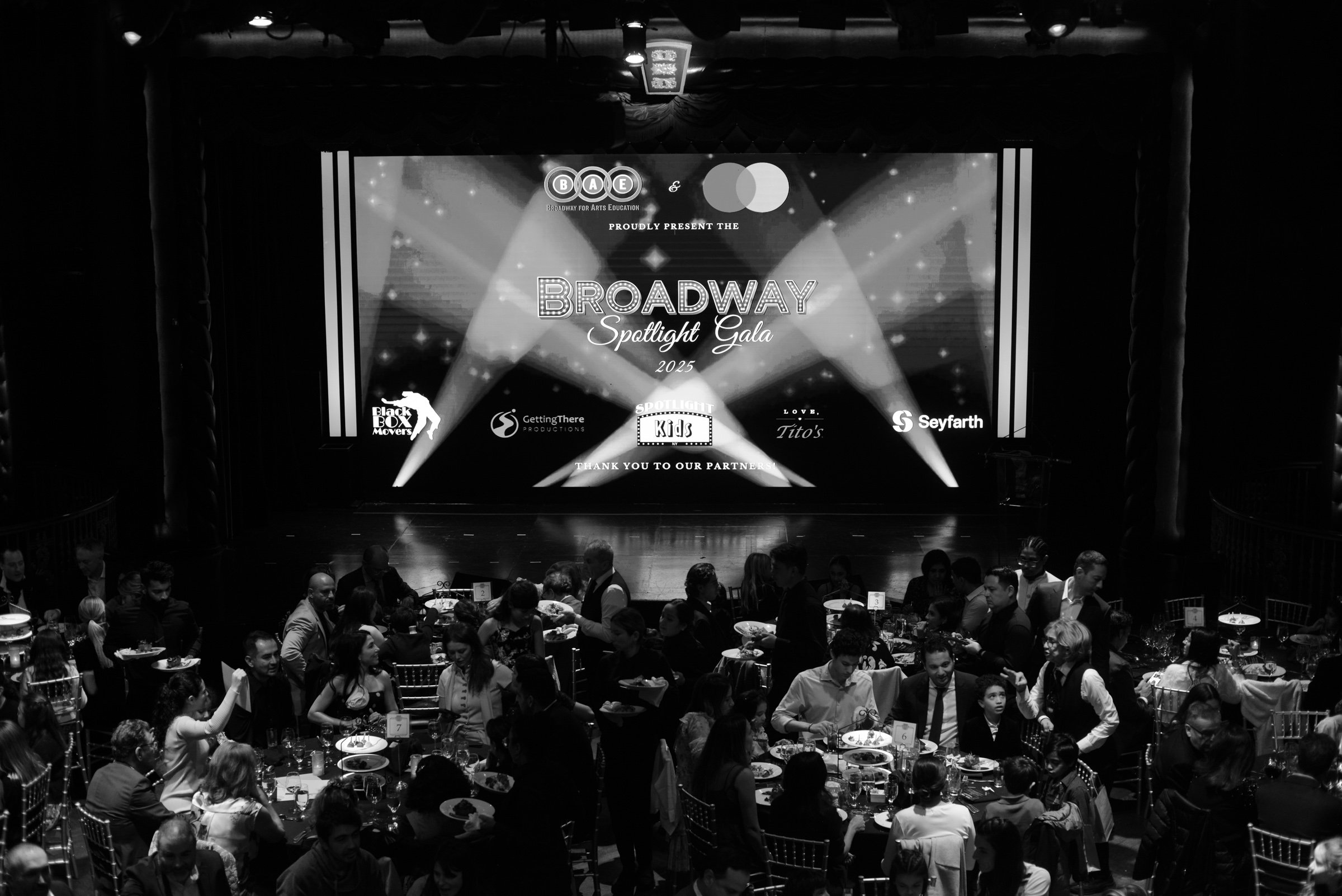 111_251116_BAE_GALA_5044.jpg