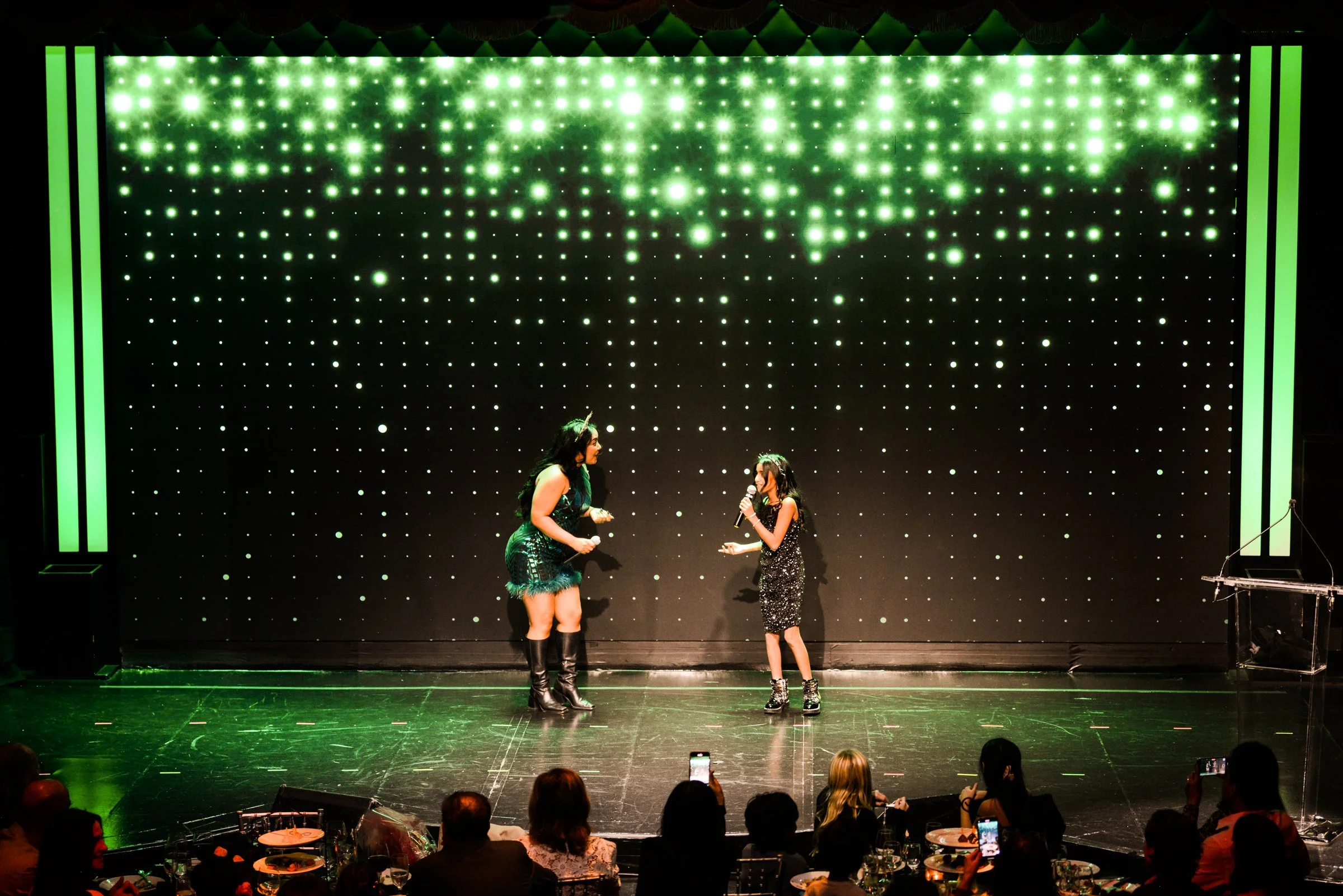 151_251116_BAE_GALA_5184.jpg
