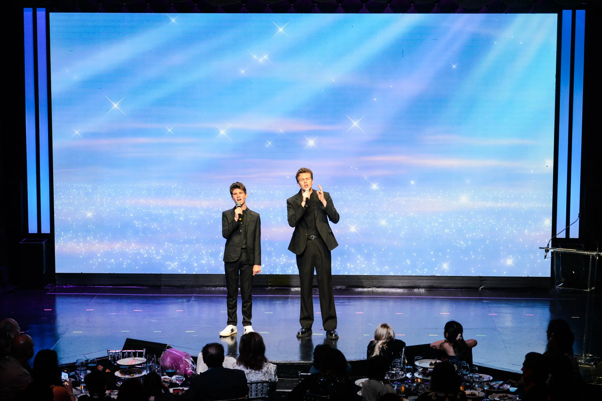 160_251116_BAE_GALA_5225.jpg