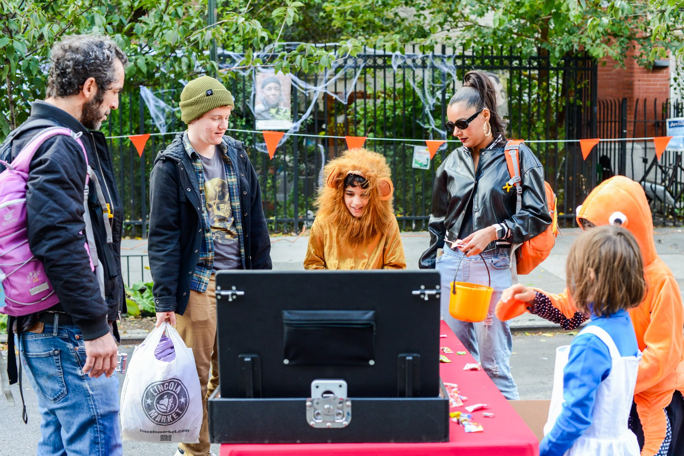 012_251031_BAE_HALLOWEEN_4457.jpg
