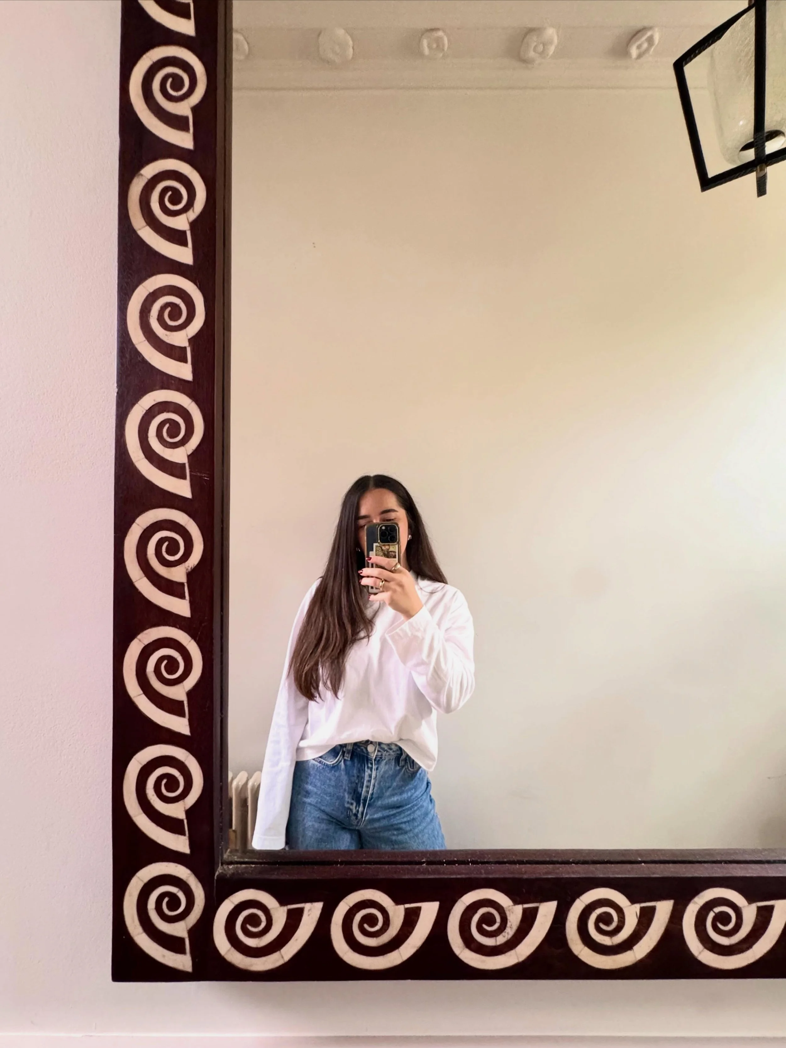 Recent house updates&hellip;✨

Found a HUGE antique mirror for our hallway at @theoldcinemalondon a real steal!

We finally have blinds and curtains which has felt like a long time coming as every project I like to start with materials. They set the 