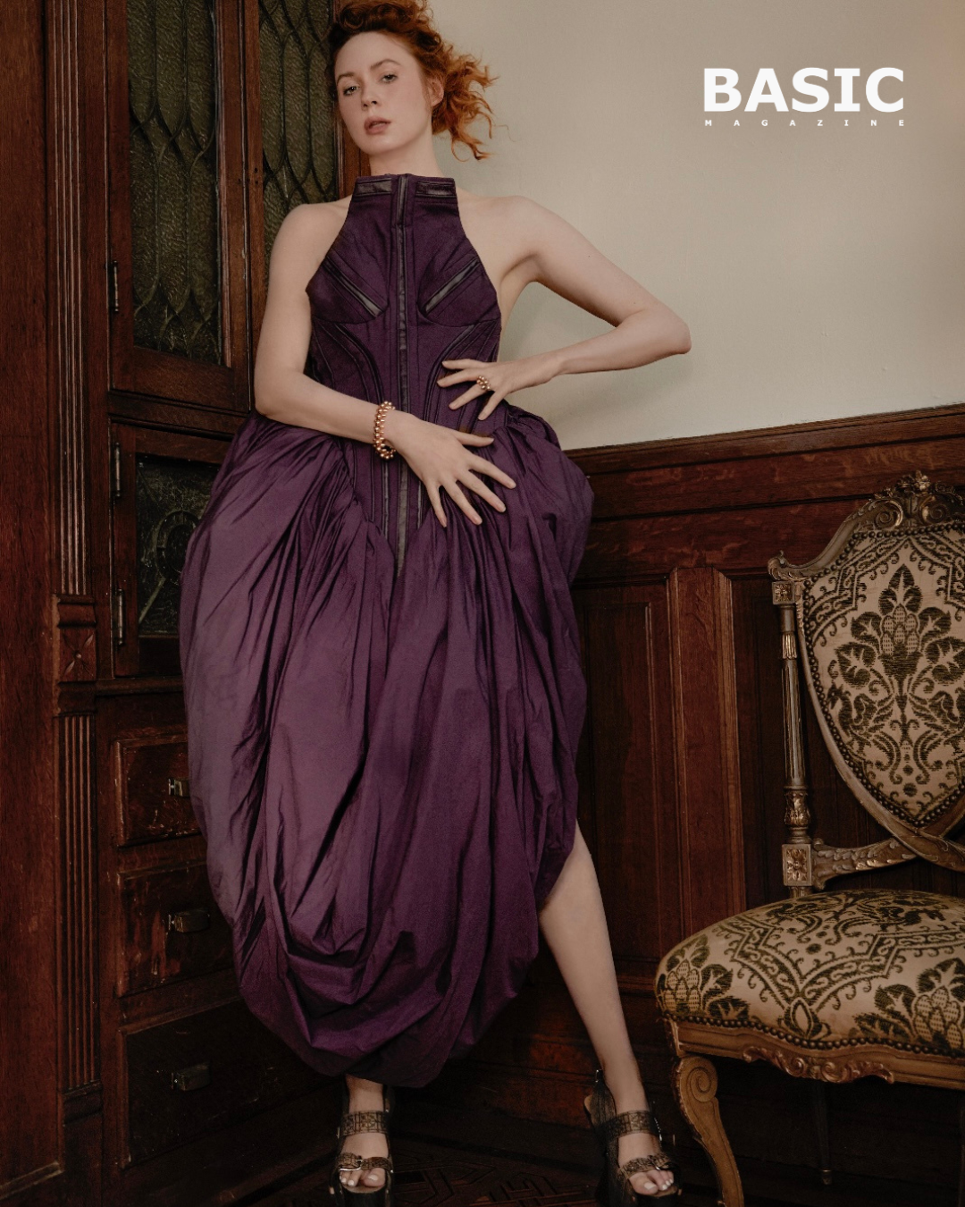 KAREN GILLAN BASIC MAGAZINE NOVEMBER 2025 