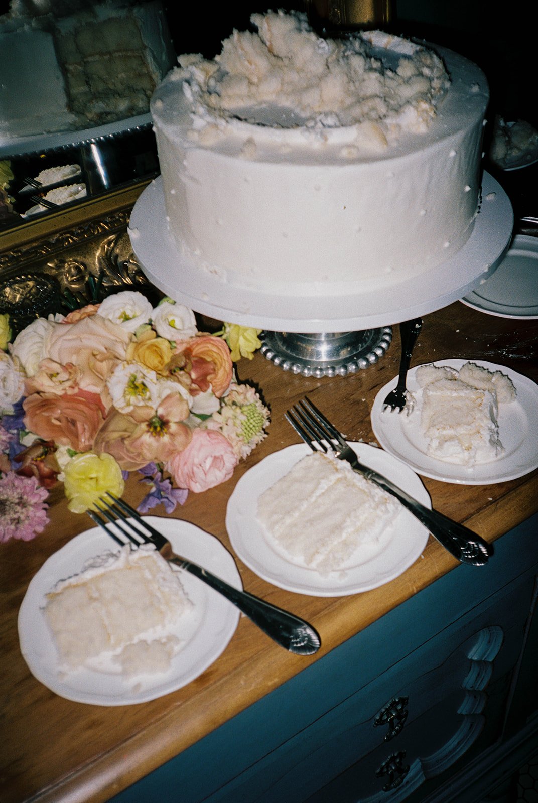 5972012053-R1-040-18A.jpg