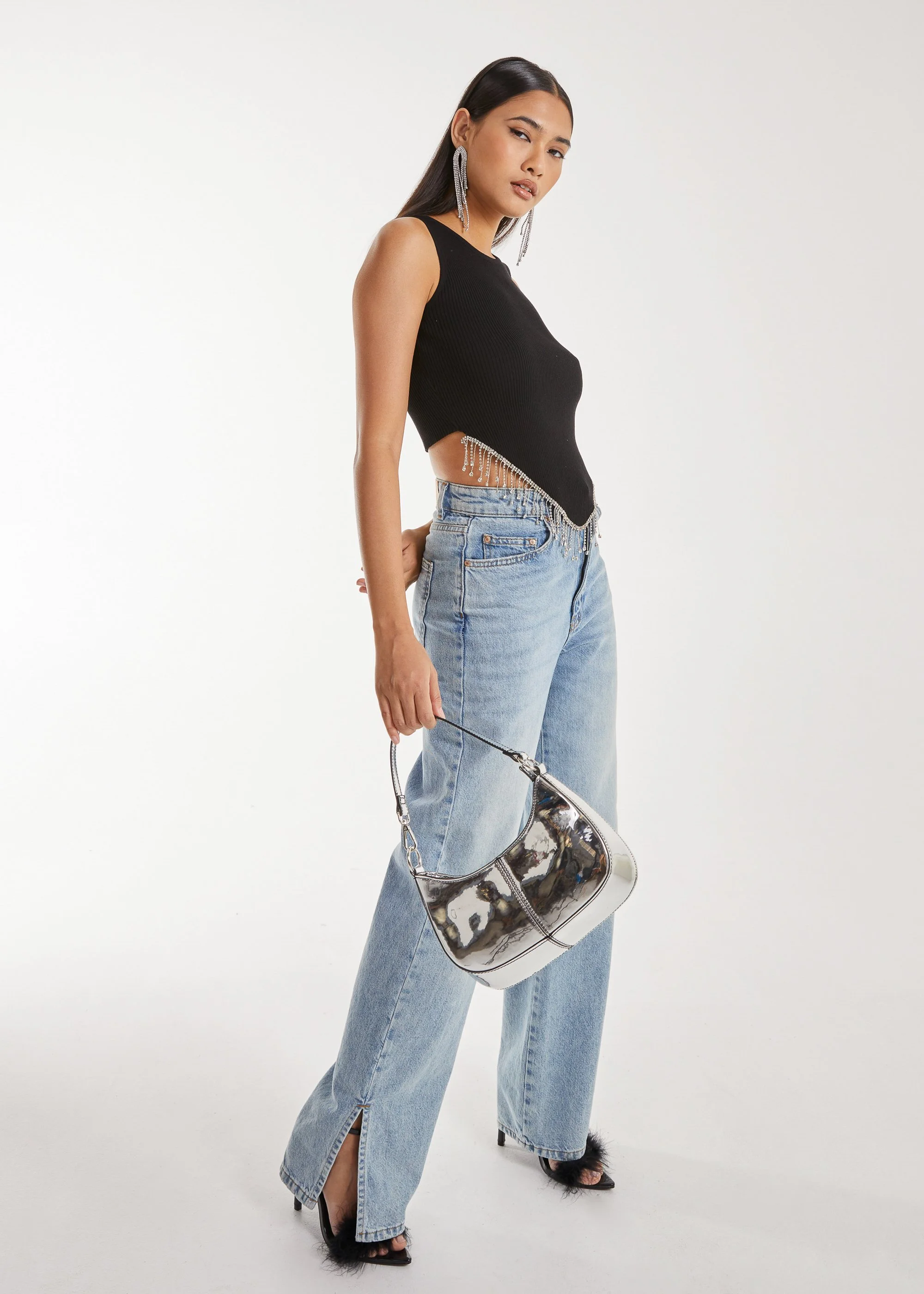 PV3053-BLACK-78863-2.jpg