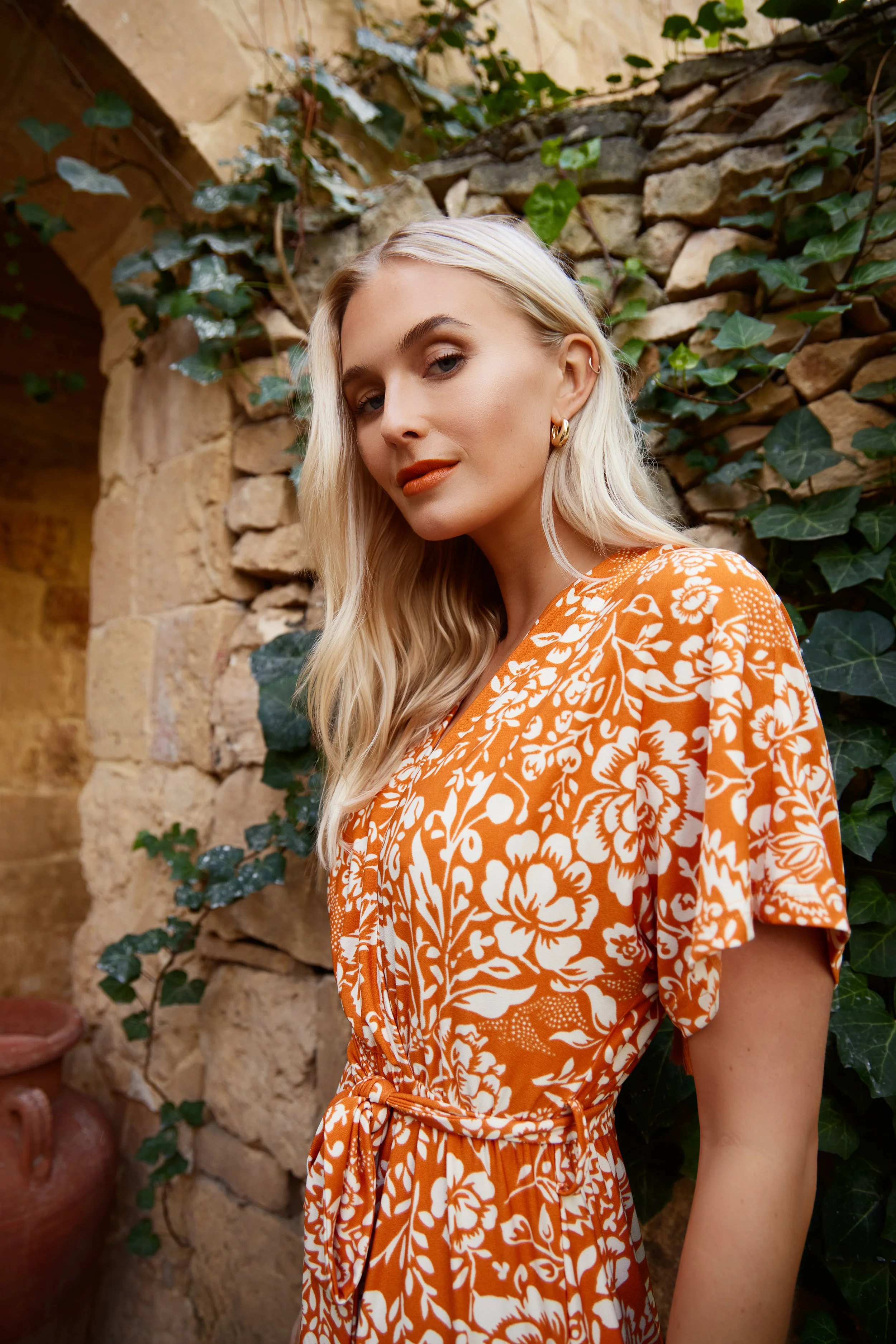 hr jpg ss24 campaign blue malta-10.JPG