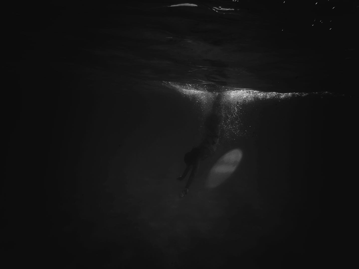 𝐁𝐄𝐂𝐎𝐌𝐈𝐍𝐆