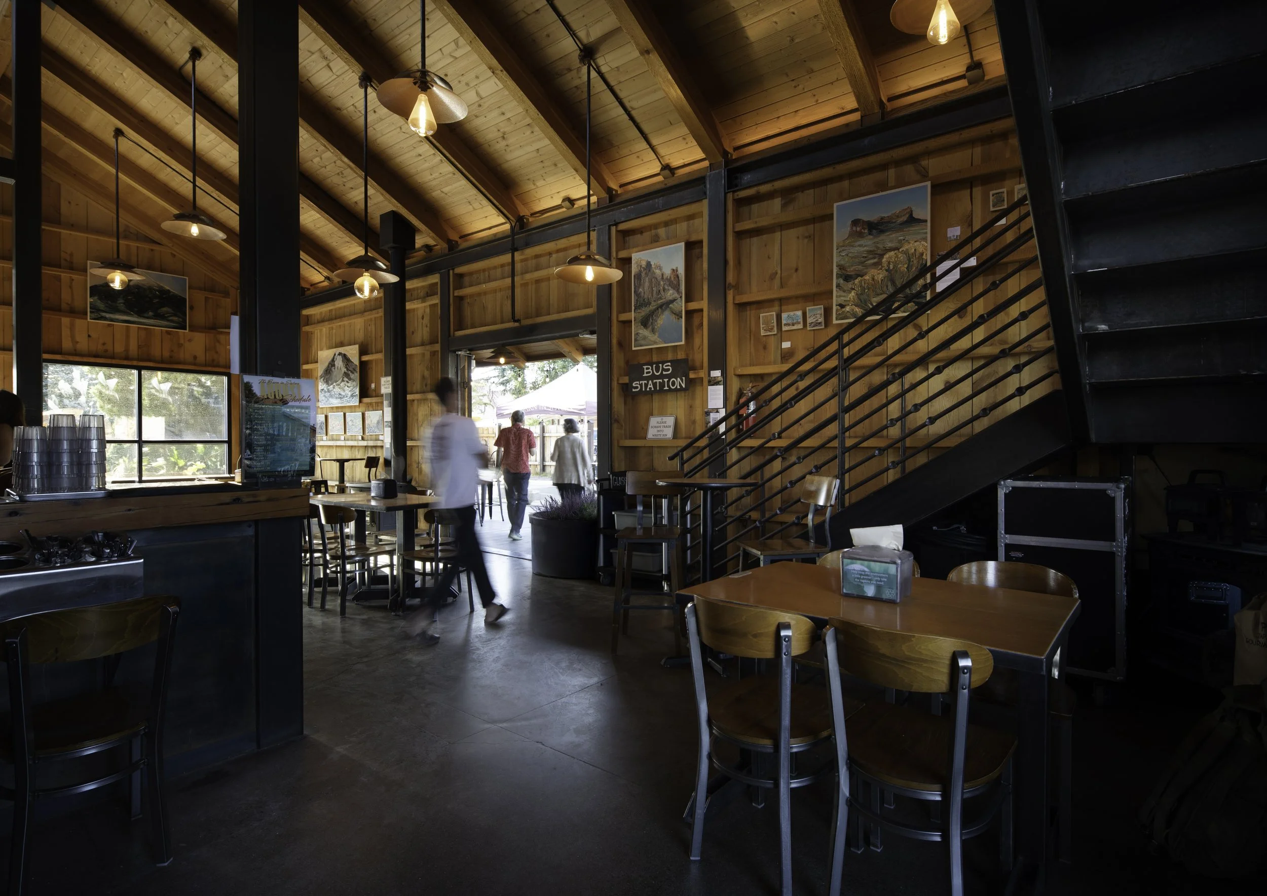 Tekneek-The Barn-Cheryl McIntosh Photographer-Edit.jpg