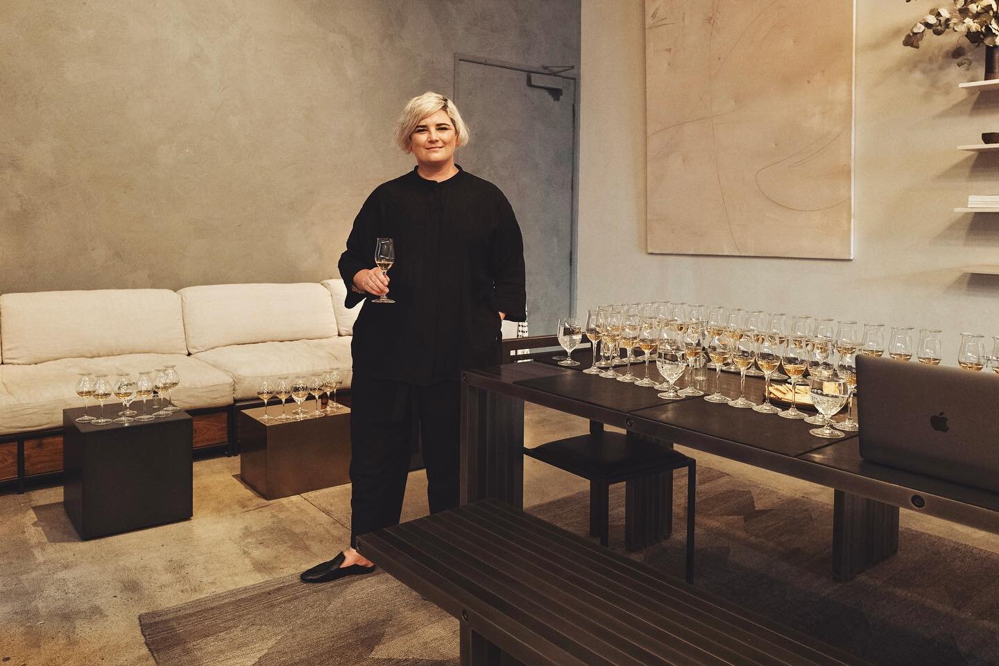 It&rsquo;s been a year and a half since the @losangeleswhiskyclub met in person. I remember club founder @beksopperman waffling back in March of last year about whether or not to cancel the in-person tasting. She opted to take the whole thing onto Zo