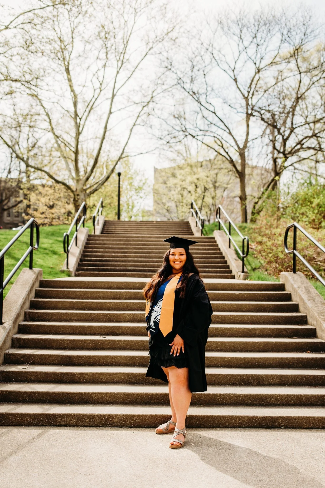 photo session of class of 2023 grad.jpg