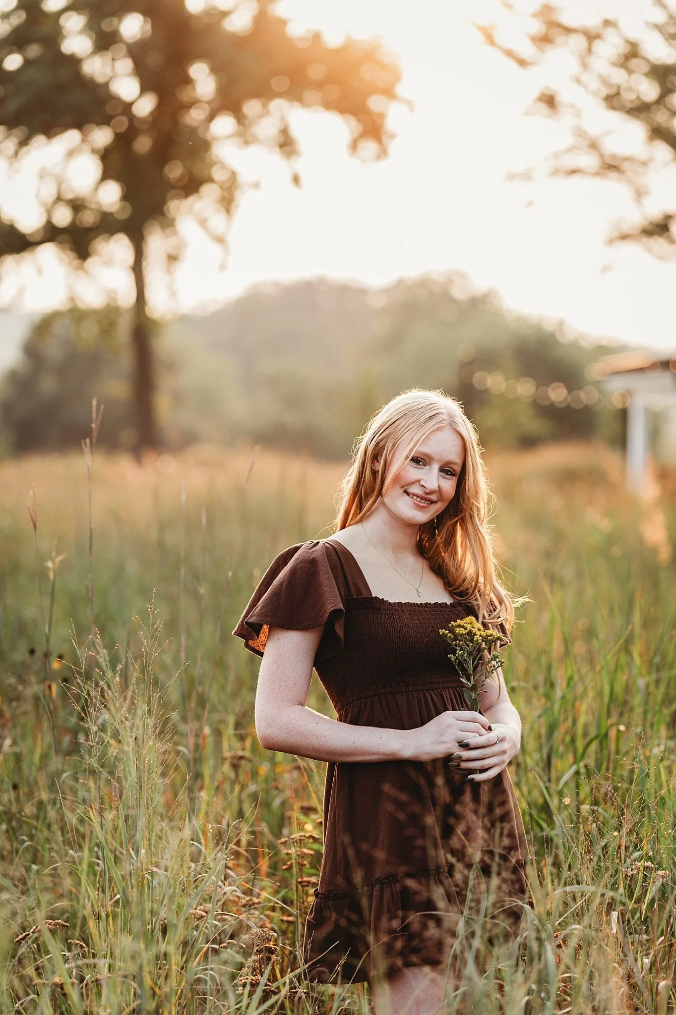  Stunning Senior Photos at Cascade Valley Metro Park and Roguish Farm in Ohio