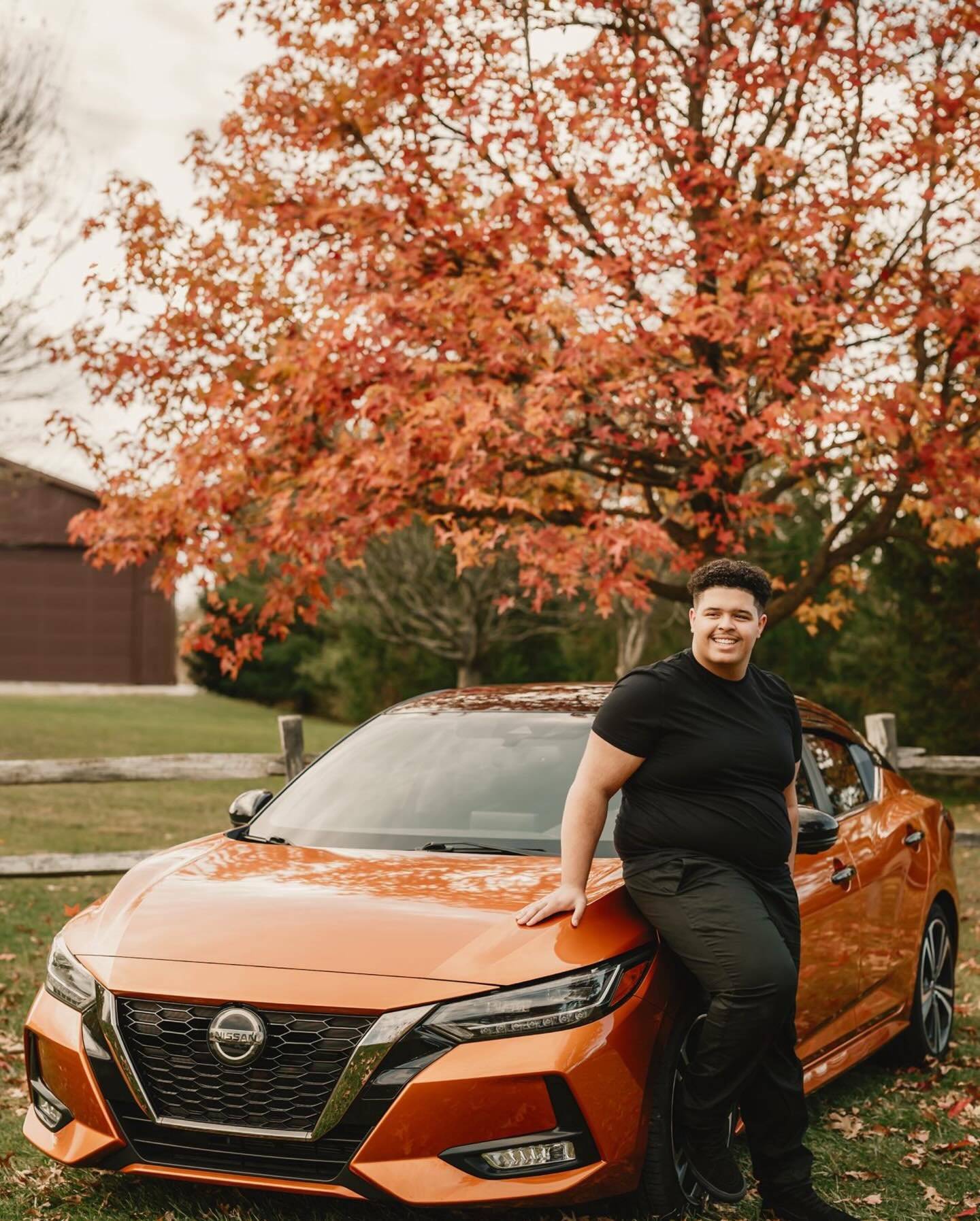 Josiah wrapped up my final session of the season in the best way possible. We caught the very last autumn colors at the park last November. He brought his car, and we found the perfect spot tucked beside a tree. The color of his car and the color of 