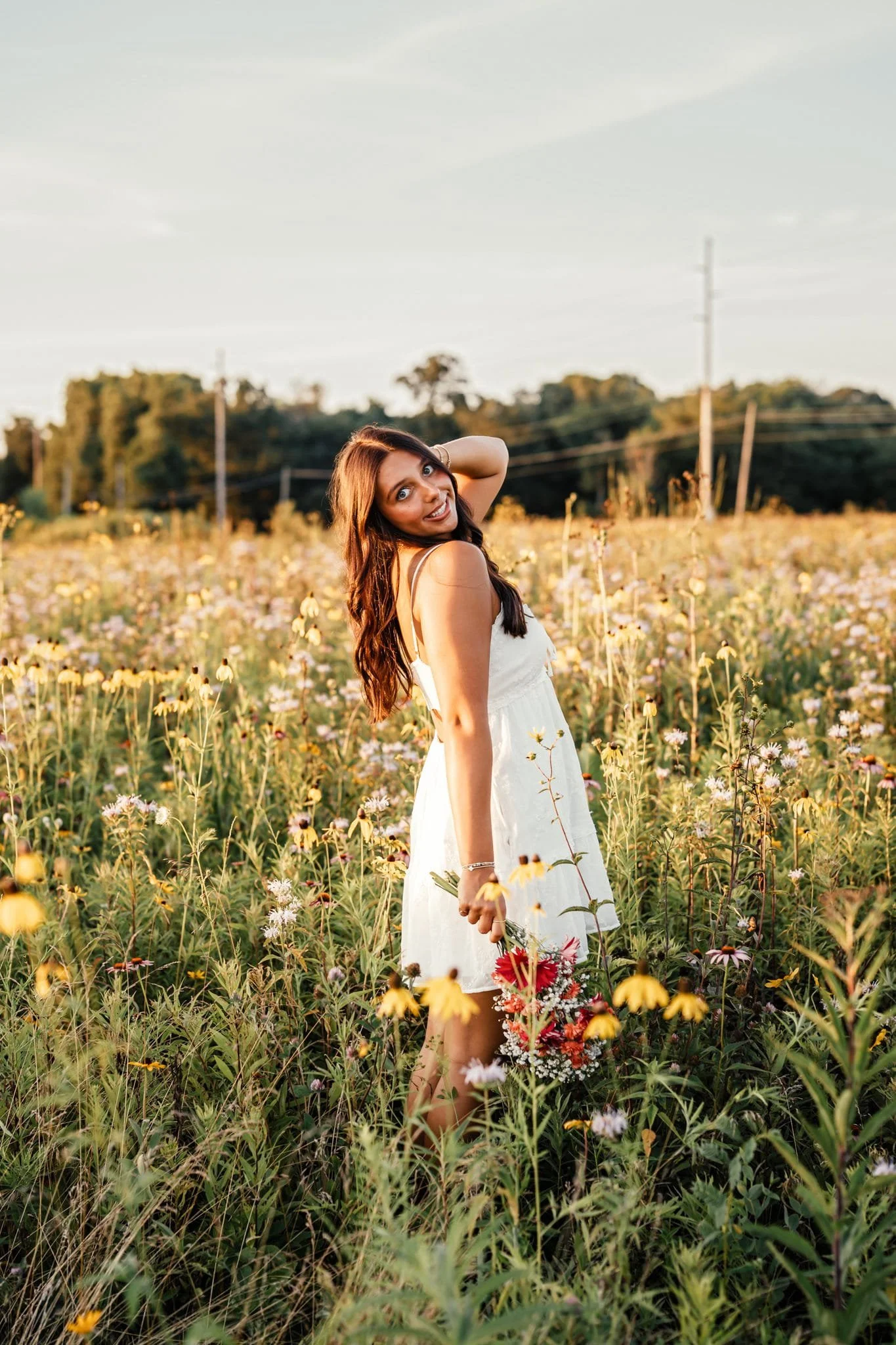 flower-field-senior-session-at-springfield-bog-ohio.jpg