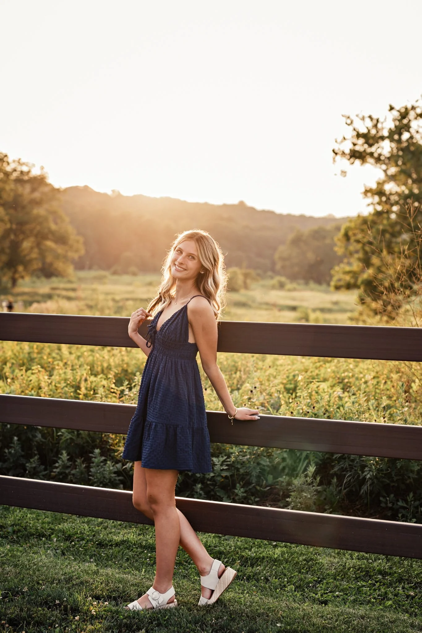 akron-senior-photos-cascade-valley-metro-park-golden-hour.jpg