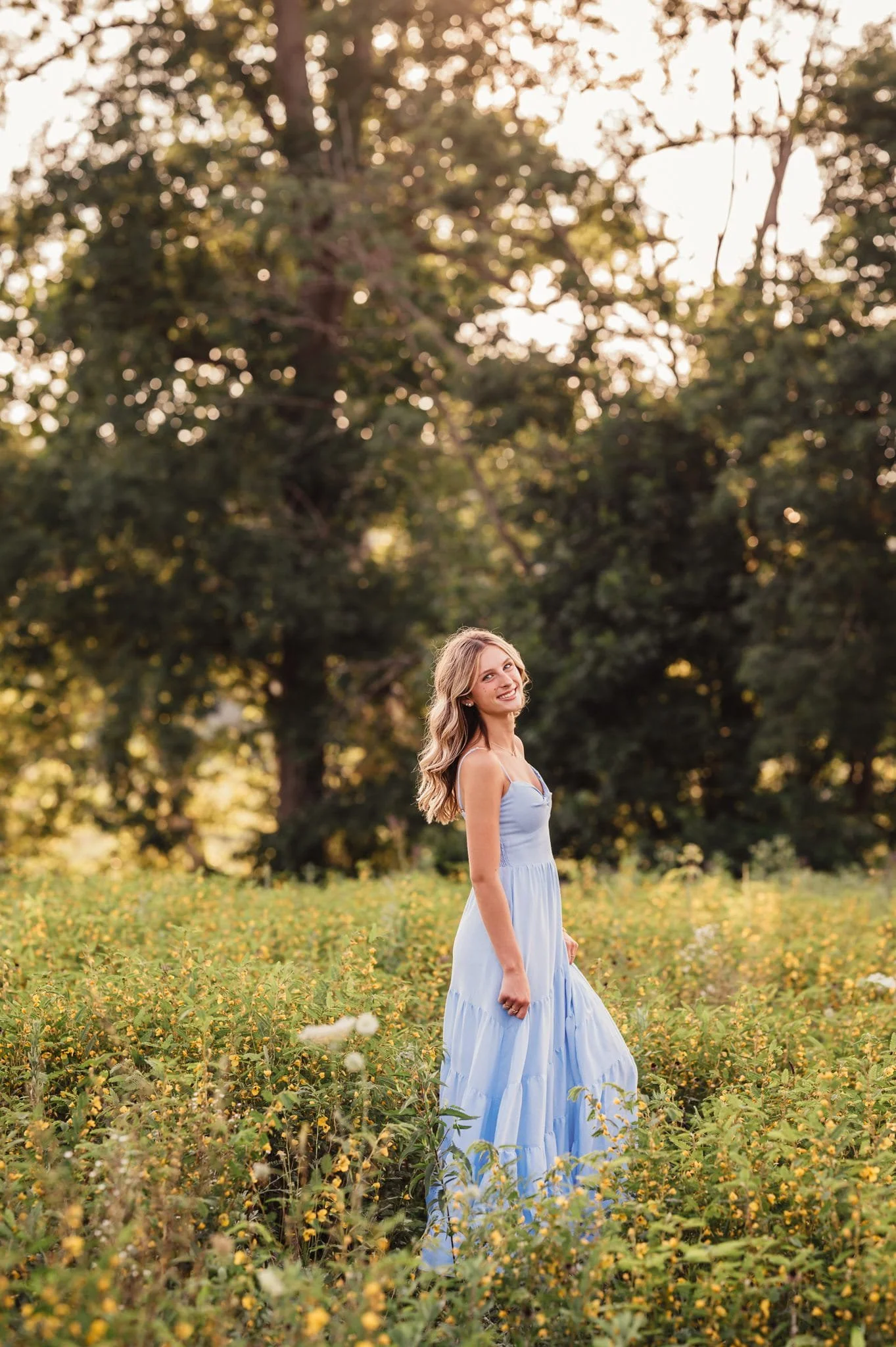 golden-hour-senior-portraits-cascade-valley-akron-oh.jpg