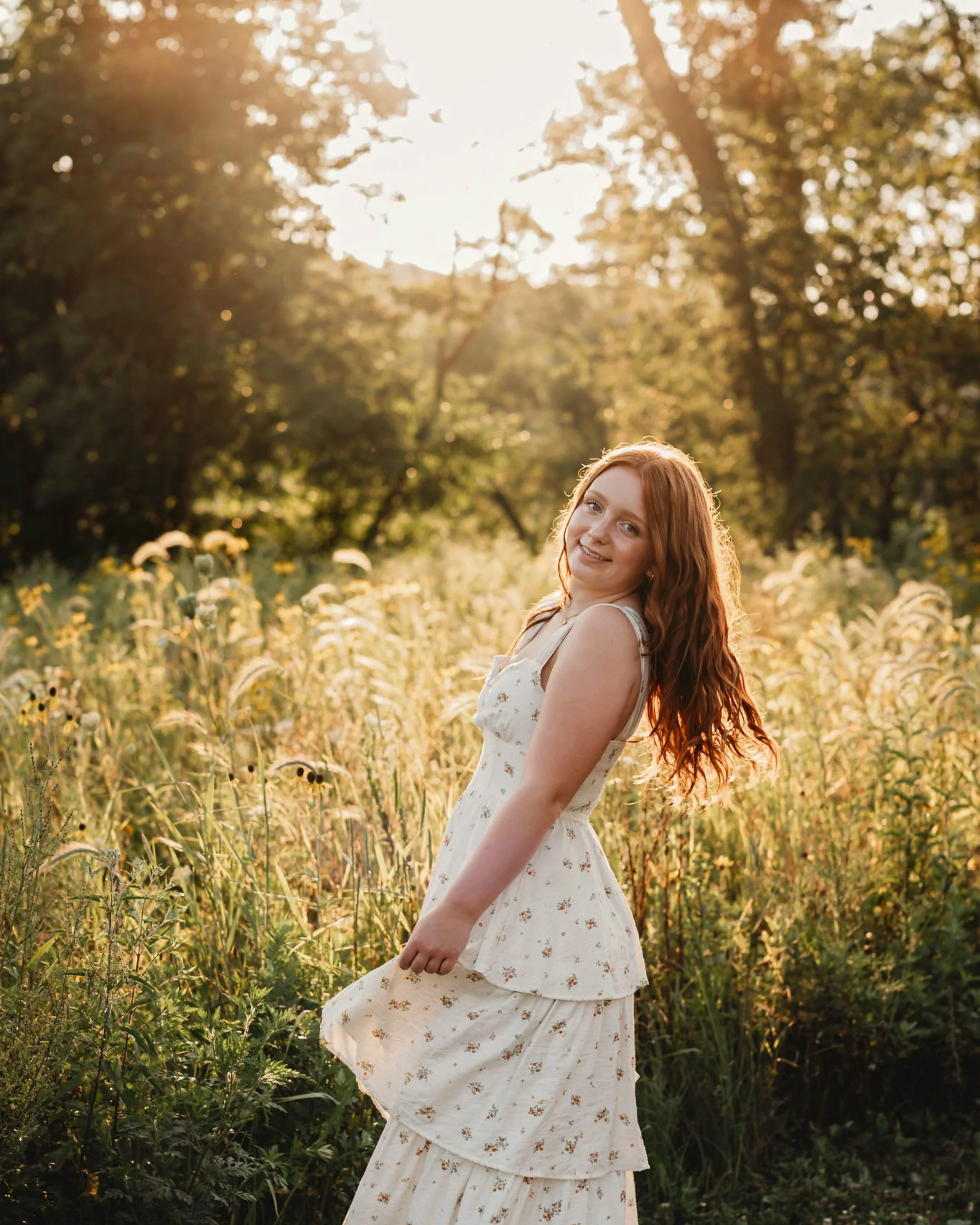 Golden summer light, gorgeous red hair and the sweetest personality, Sienna was an absolute joy to shoot with. Thank you @sienna.heeman for making this such a perfect session. ❤️🥰
.
.
.
.
.
#portraitphotography
#seniorphotographer
#classof2027 
#sen