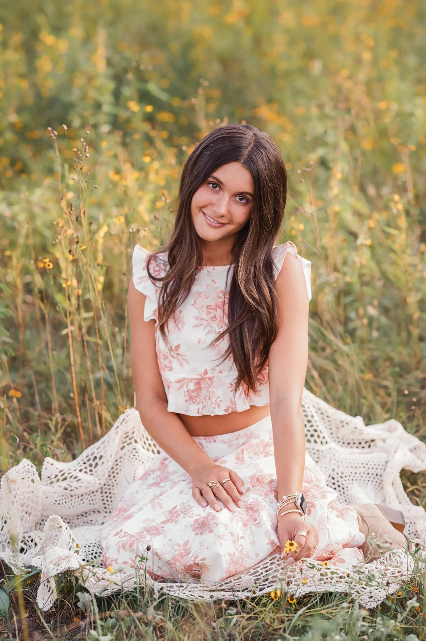 flower-field-senior-photo-session.jpg