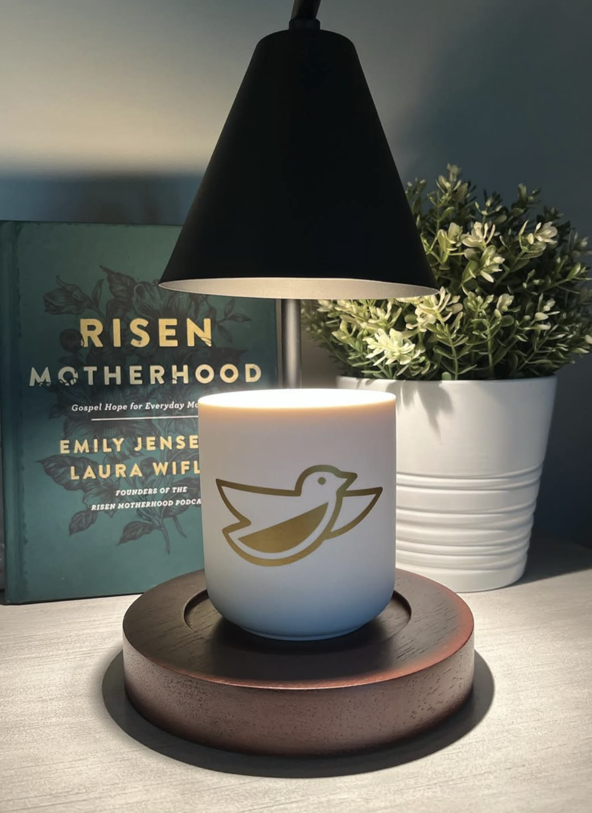 Birdies-candle-design.png
