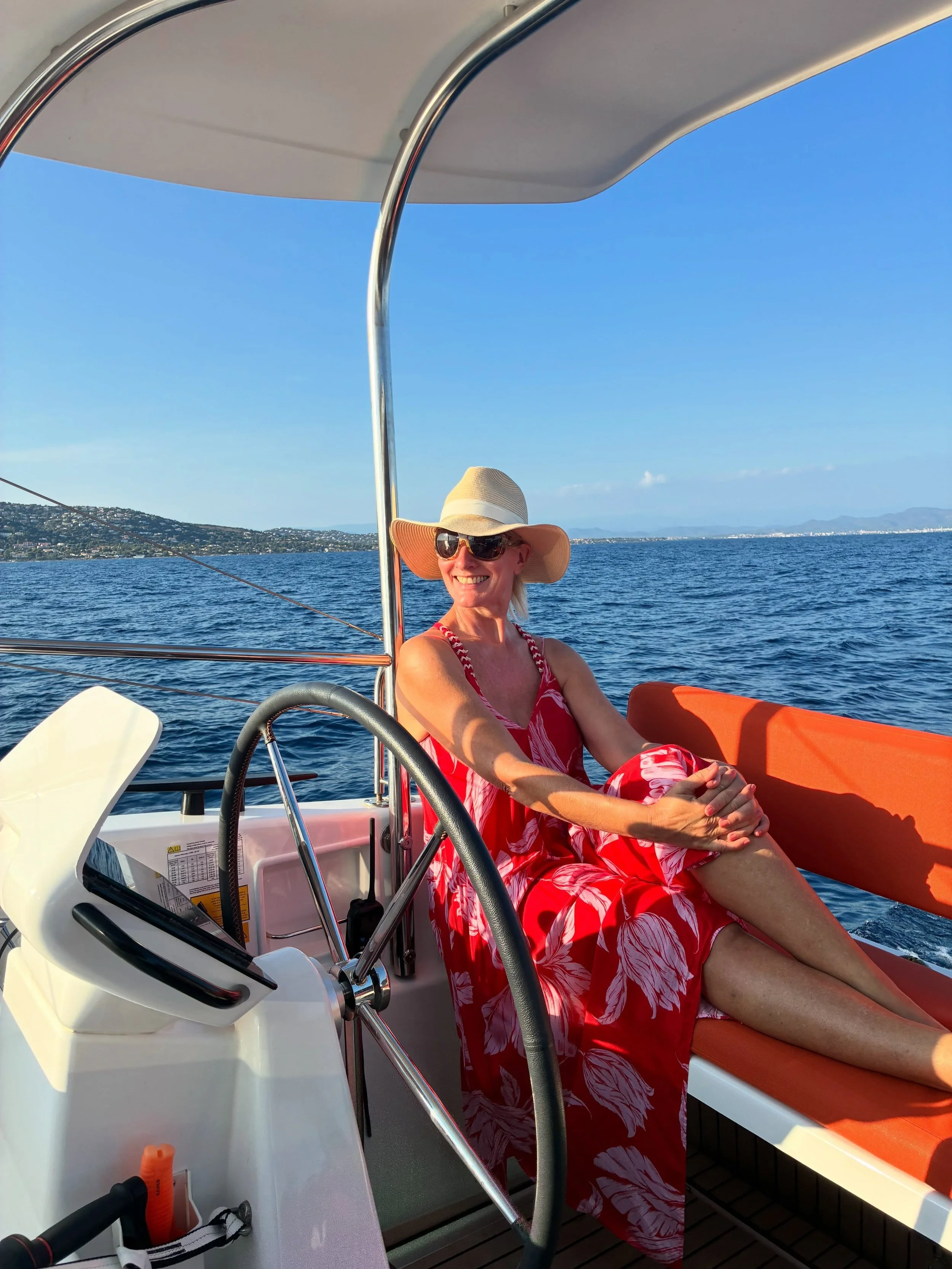 A tough day&rsquo;s sail to St Tropez. 

#vickivirtueauthor #sttrop #boatingfun #excesscatamarans