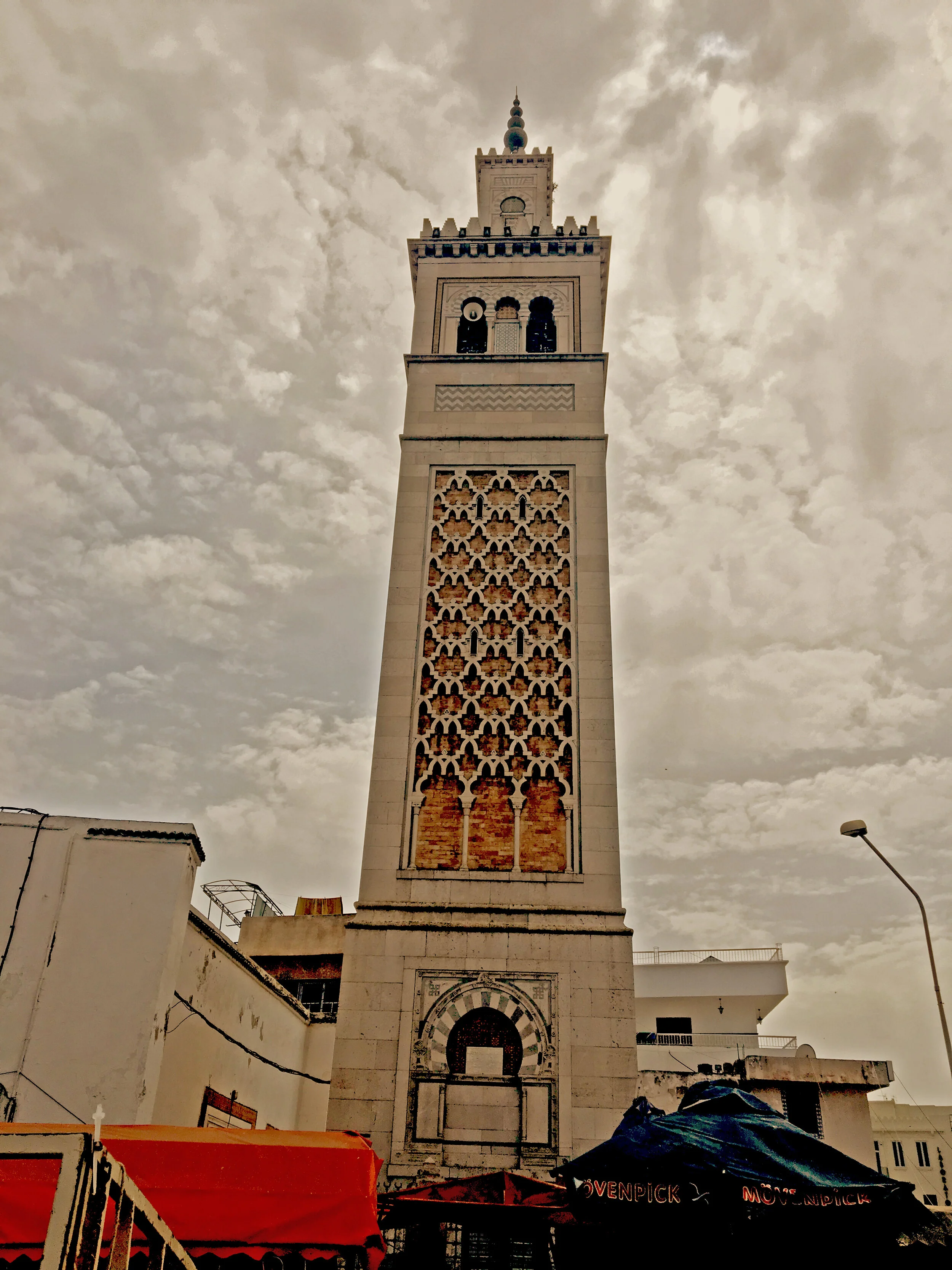 Tunis, Tunisia (Mehreen Farooq)