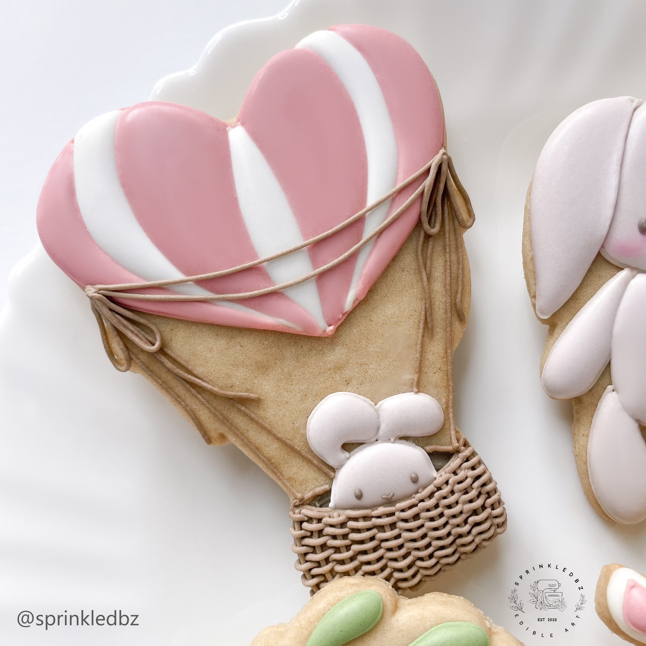 Bunny Love Set Heart Air Balloon.jpeg
