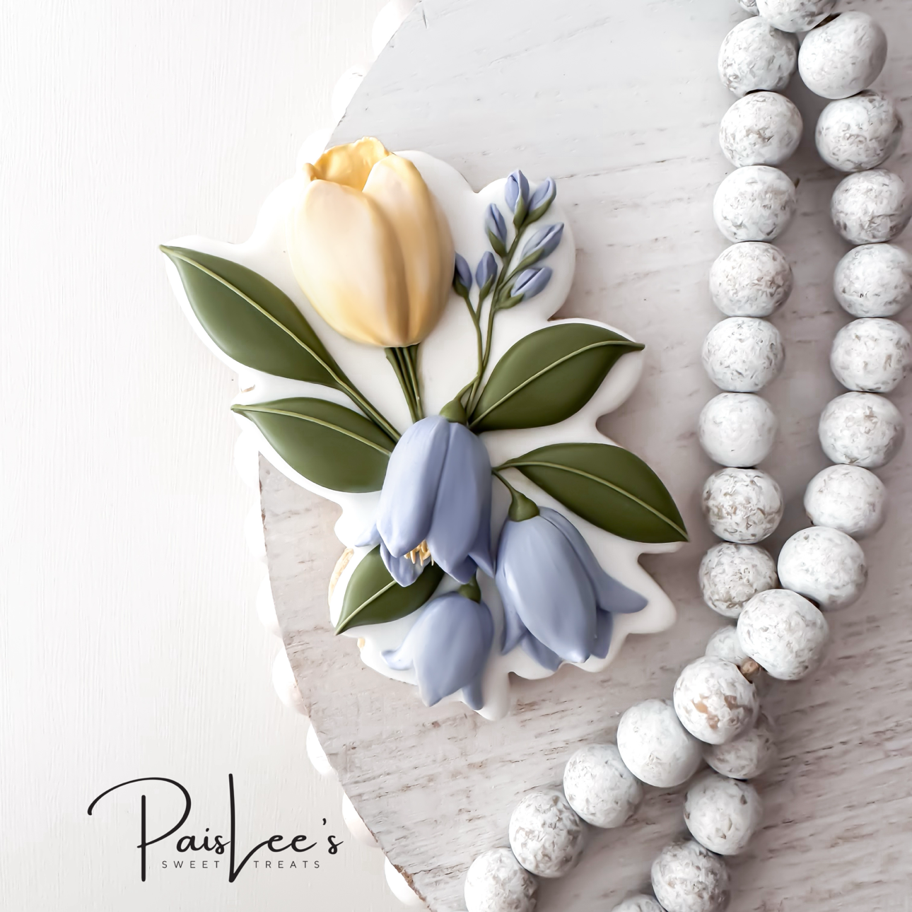 Floral Plaques, tulip bell flower.png