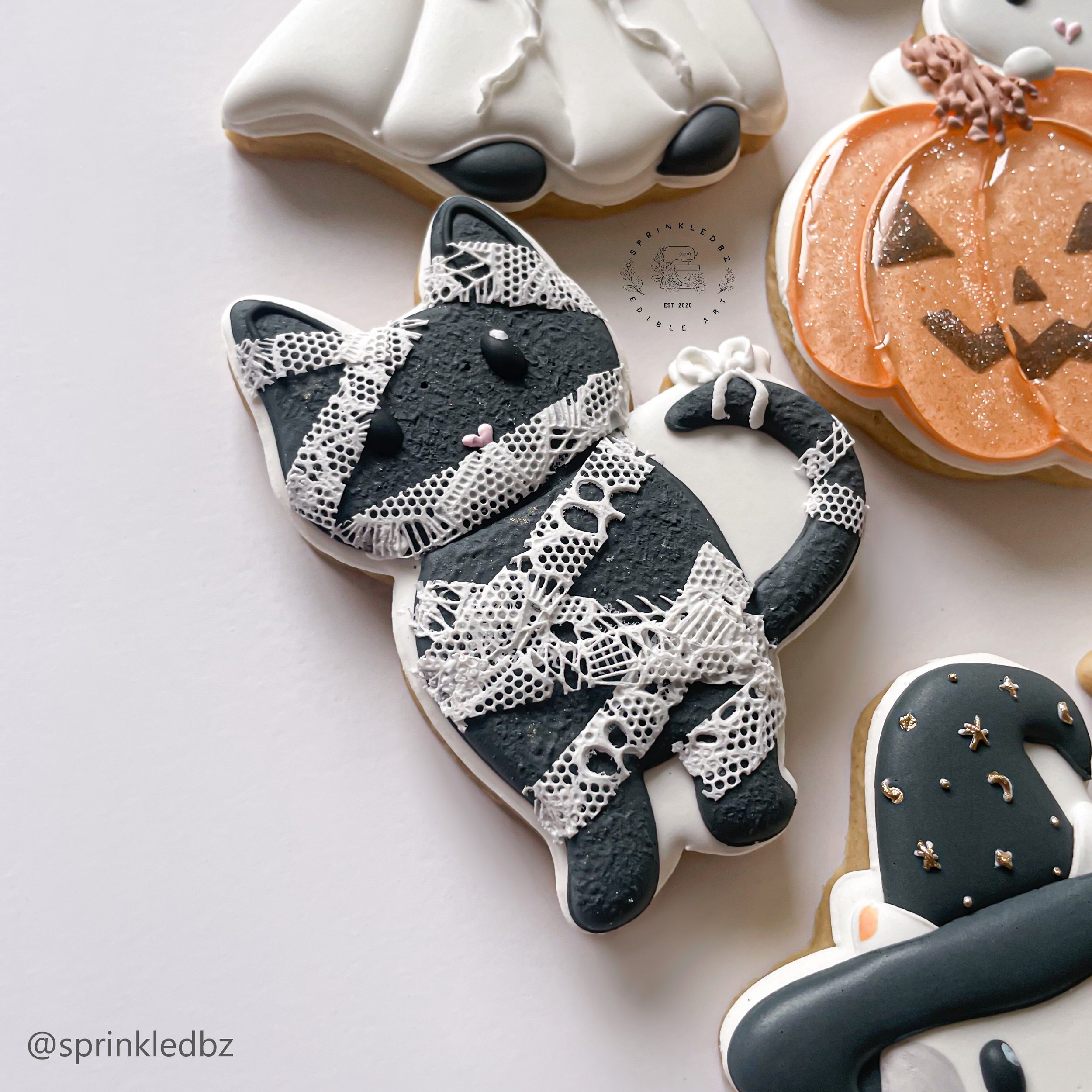 Halloween Cats, cat mummy.jpg