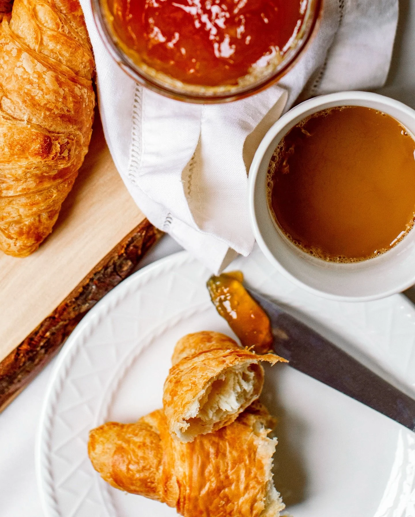 Breakfast, lunch, brunch, or whatever. π₯π§βοΈ
What’s your favorite pastry?? π΄
#croissantπ₯ #croissantlover #foodpicture #foodiephoto #foodphotographer #foodpicoftheday #lifeofaphotographer #pastriesfordays #pastriesforbreakfast