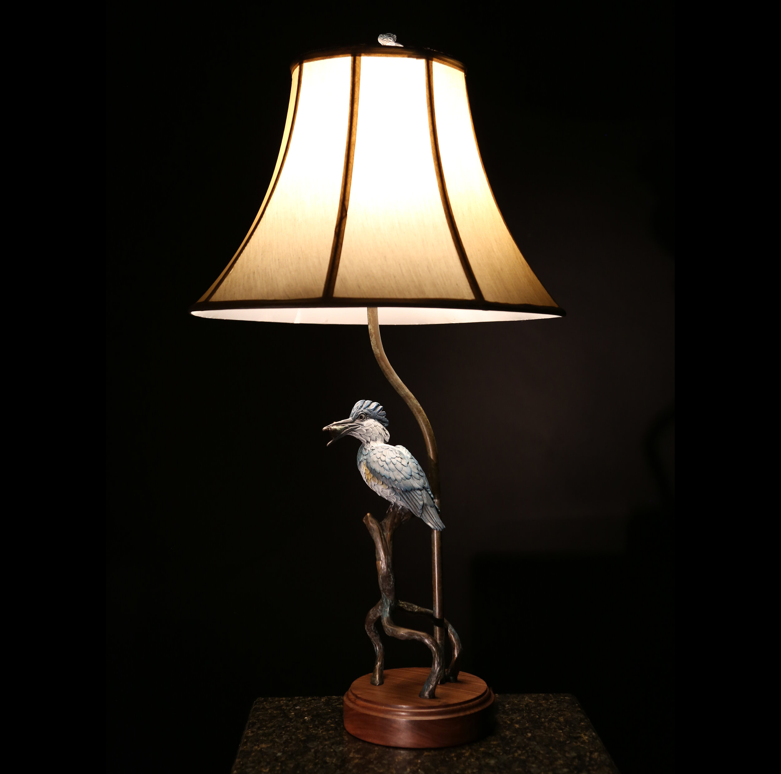Mangrove King Lamp