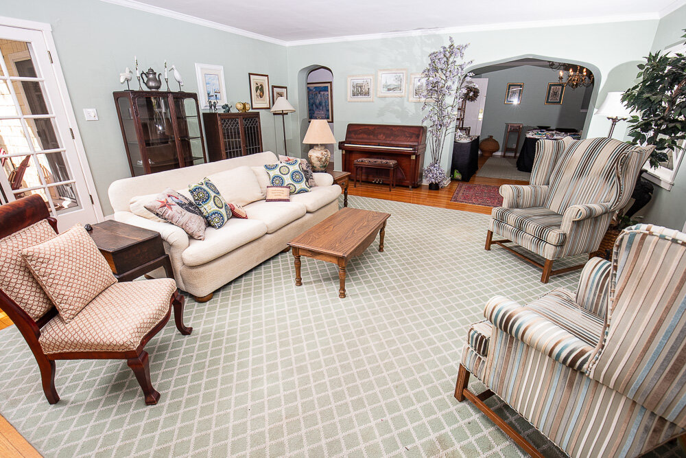 Howe Estate Sales Pasadena & Los Angeles Estate Sale Company