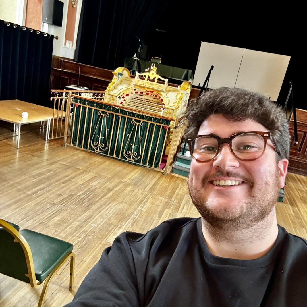 I wish all Fridays were like today! It&rsquo;s been lovely getting acquainted with the beautiful beast that is the Stockport Town Hall Wurlitzer ahead of my concert tomorrow at 2:30pm! #organist #organ #theatreorhan #pipeorgan #cinemaorgan #theatre #