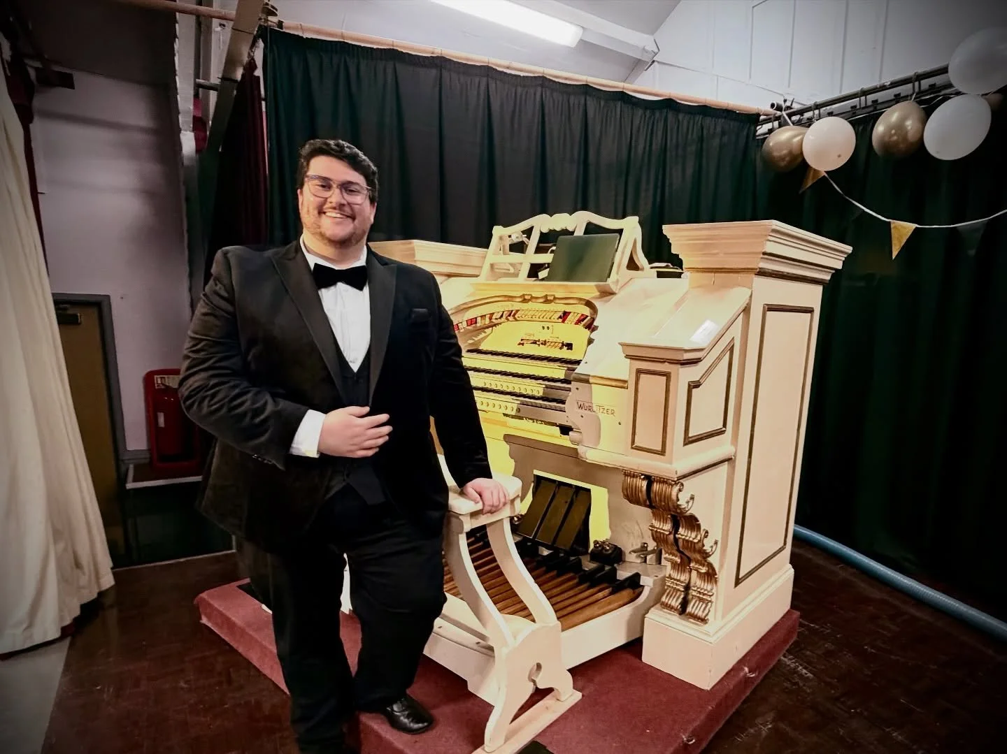 I&rsquo;m not long back home from a gorgeous few days on the Welsh coast. It was lovely to return to Neuadd Pendre in Tywyn where we had an audience full of people who had never experienced a theatre organ before! 

Just two more remaining dates on t