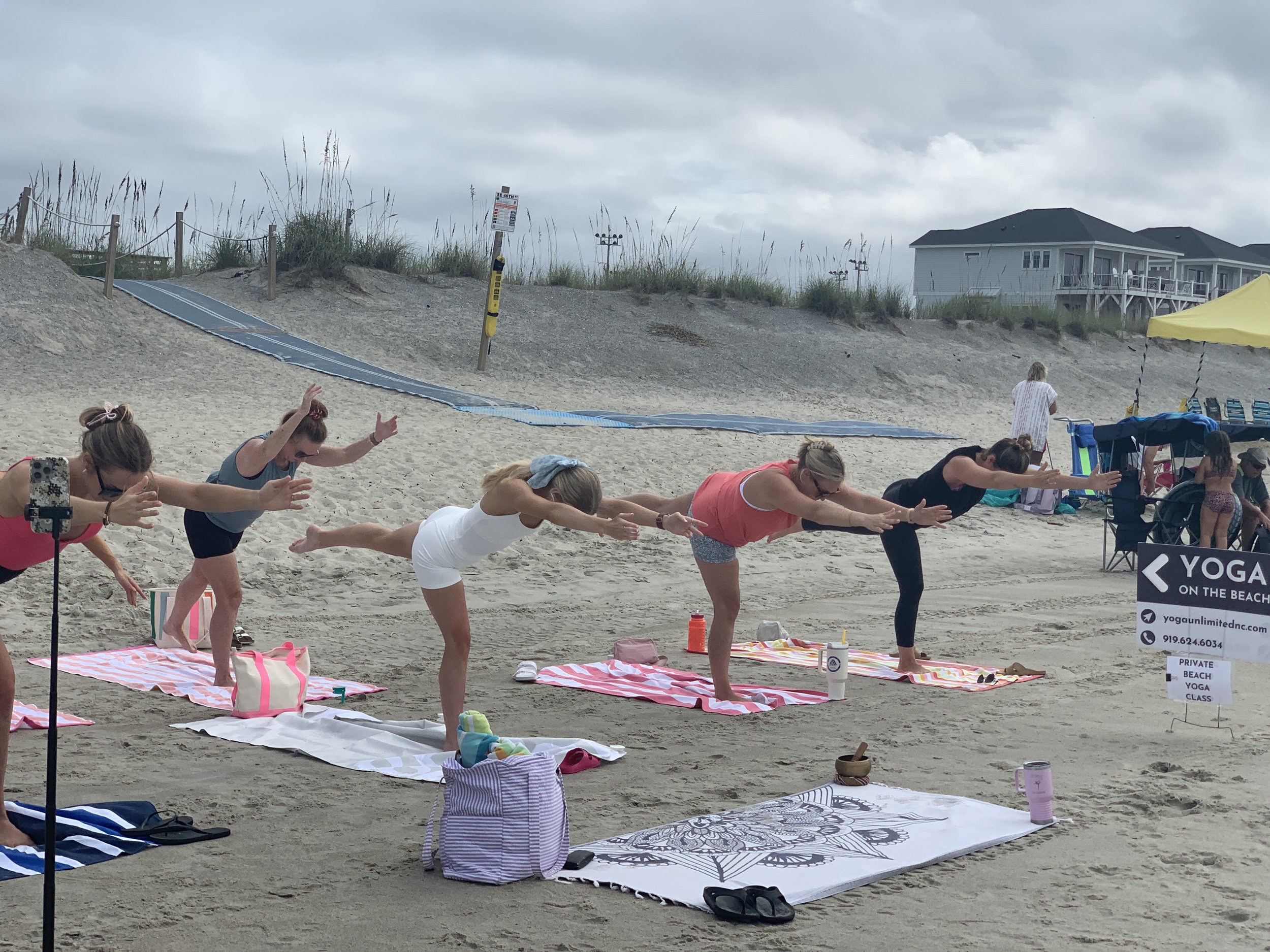 Why Outdoor Yoga Is the Perfect Way to Enjoy North Carolina's Coastal Beauty