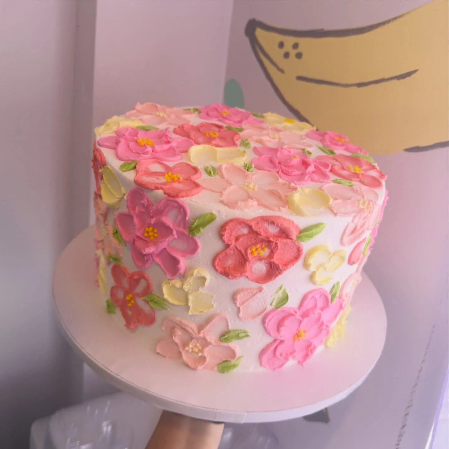 Blooming cakes &amp; warmer  days >>> 🌺 🌷 🌼 💐 

Inquires : annabananasbakerynj@gmail.com