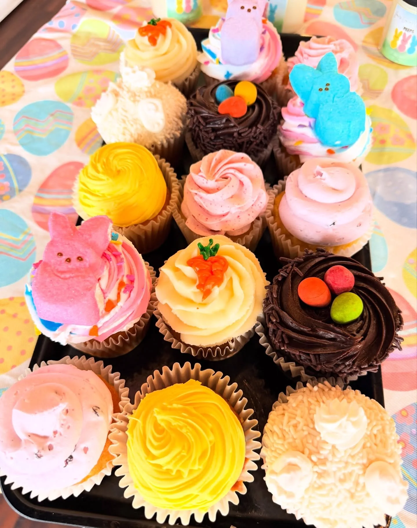 🌸✨ SPRING CUPCAKES HAVE SPRUNG! ✨🌸

Kicking off spring the sweetest way possible 💛🌷

🍋 Lemon Lemon Lemon &ndash; lemon cake, lemon filling, lemon buttercream
🫐 Blueberry Dream &ndash; vanilla cake, blueberry filling, blueberry buttercream
🐰 Bu