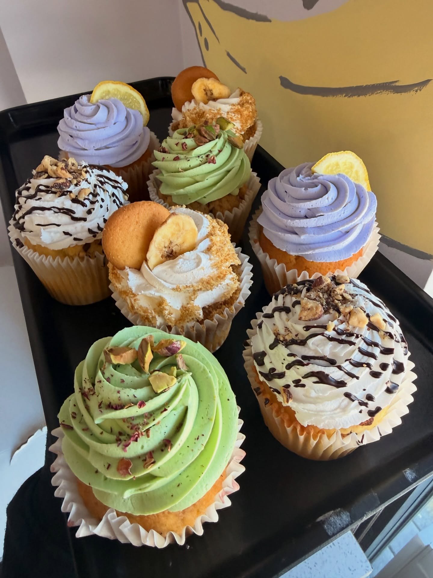 Speciality cupcakes are soft, floral, and straight up dreamy this week🤩 🌷☀️🔥💜🍭🧁 

🍋 💜Lemon lavender- lemon cupcake, lemon filling, lavender frosting
🌹 💚Pistachio rose- pistachio rose cupcake, pistachio buttercream, pistachio &amp; rose garn