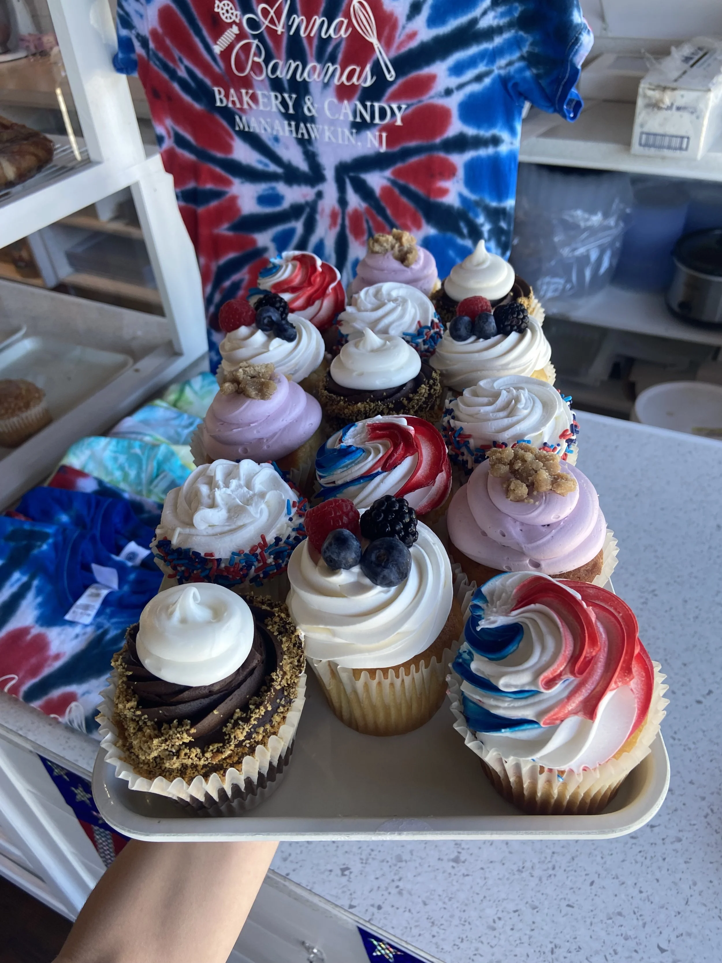 12 Pack USA cupcakes