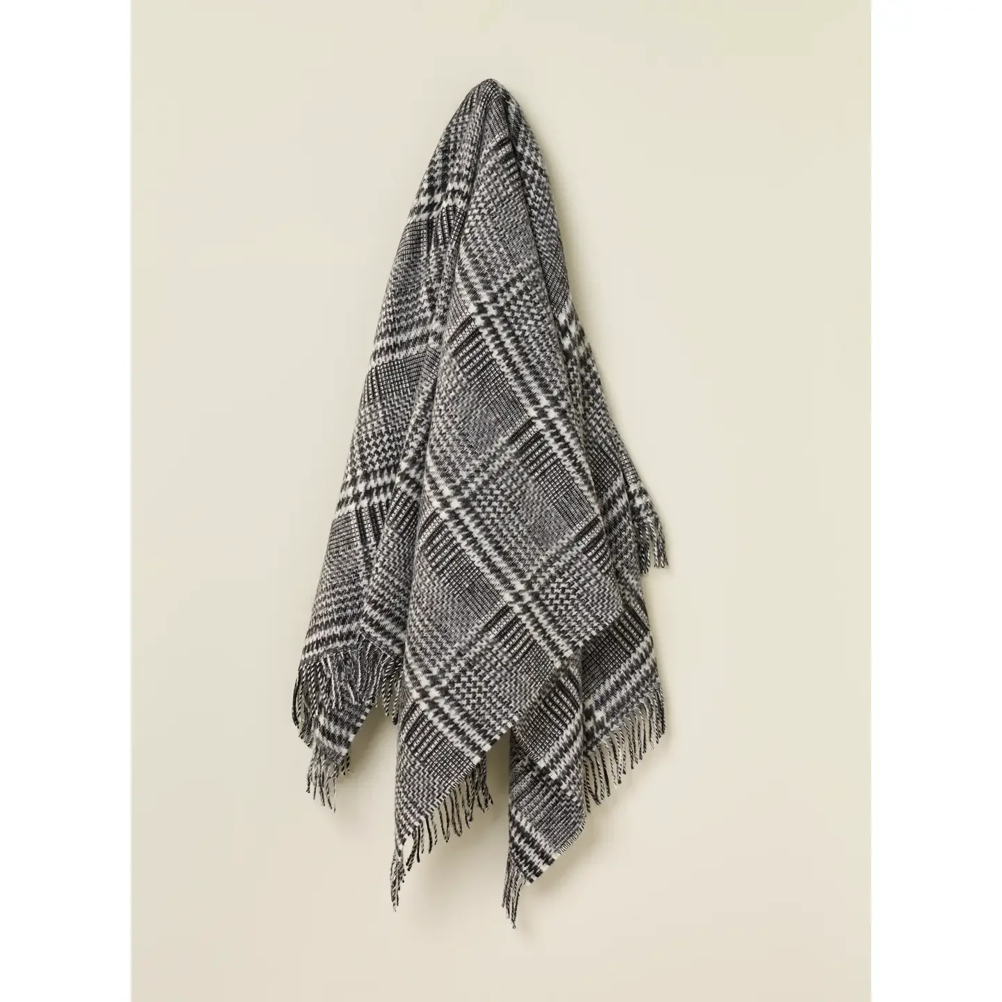 lambswool check throw