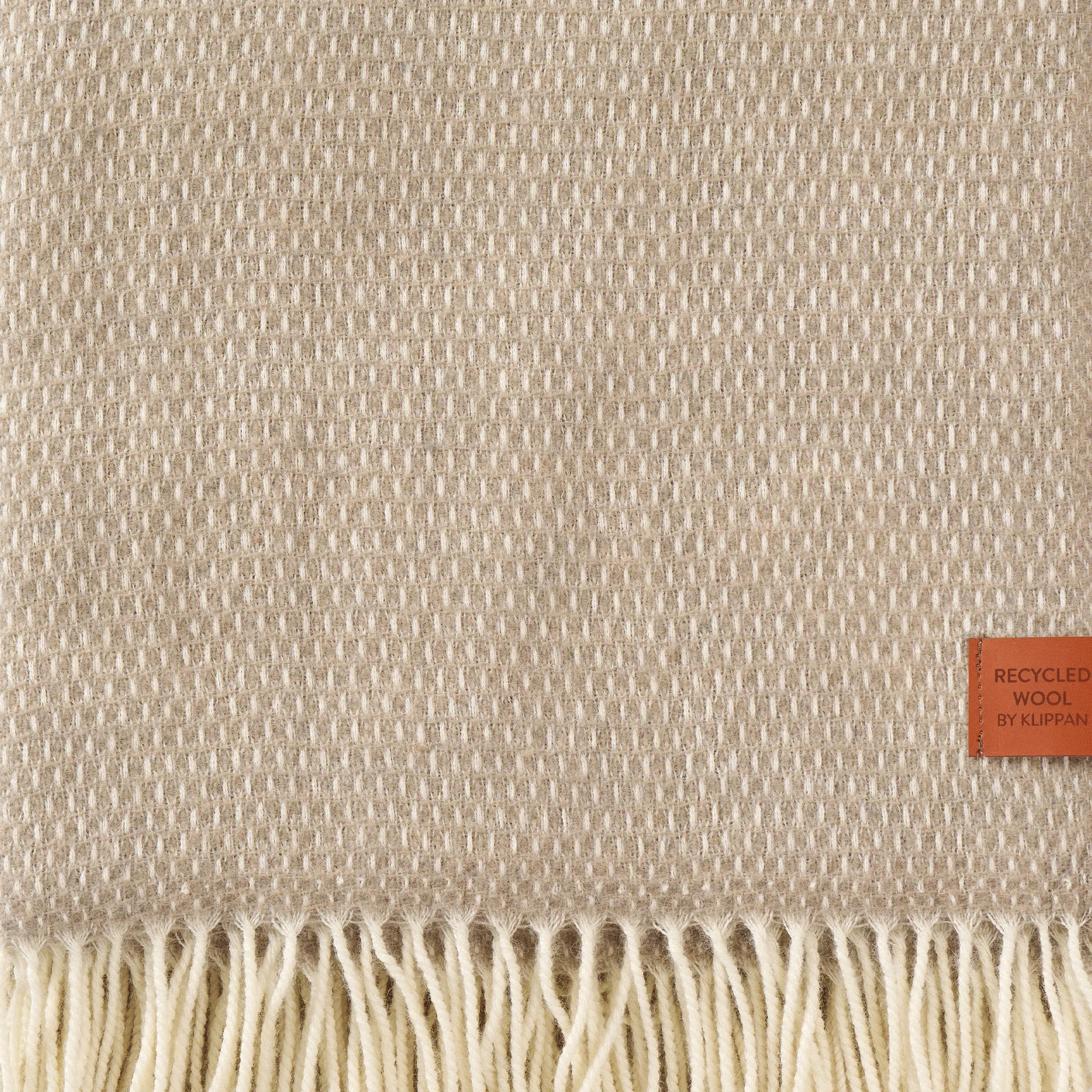 WN TAUPE THROW 2.webp