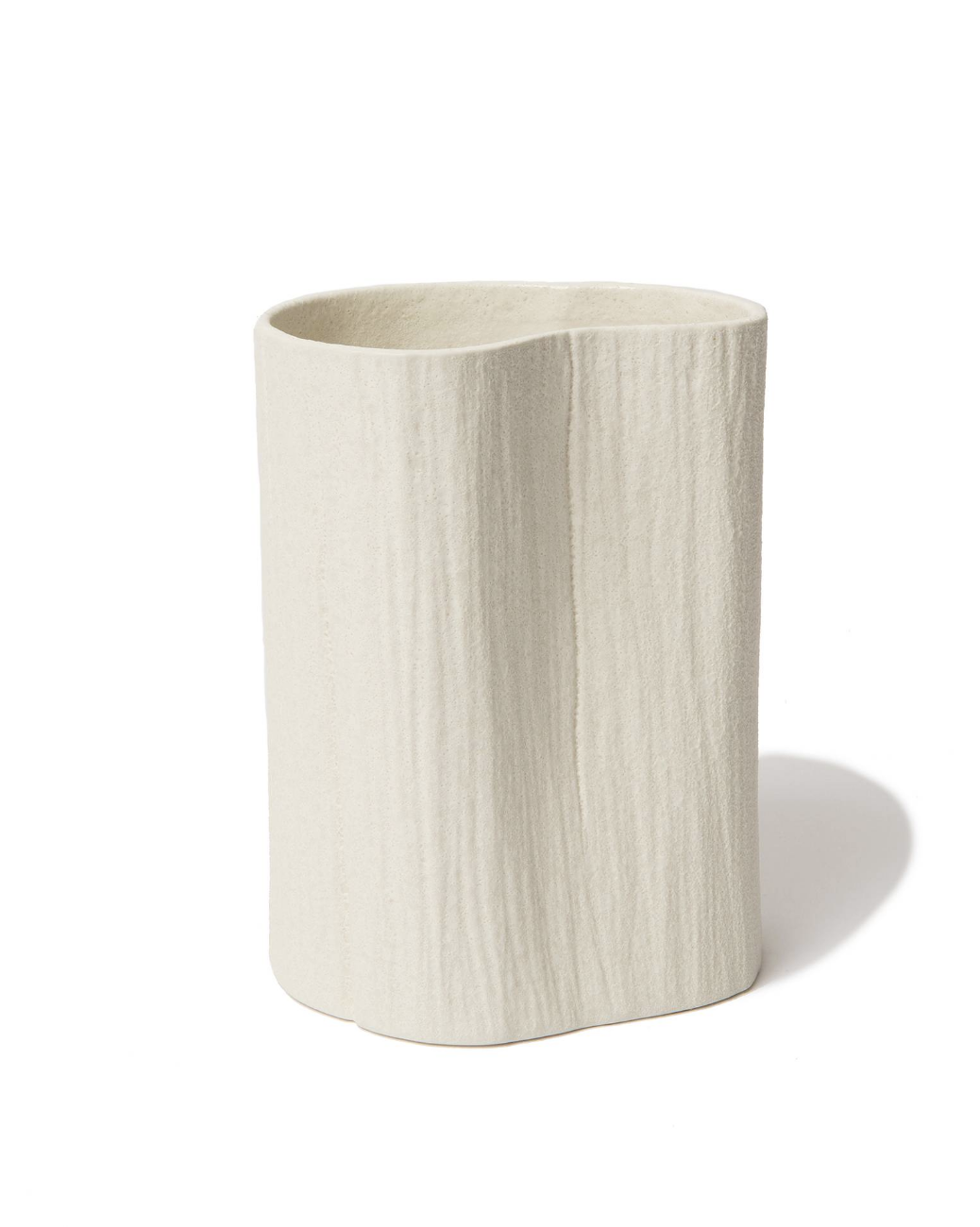 Stem vase in cream white - short