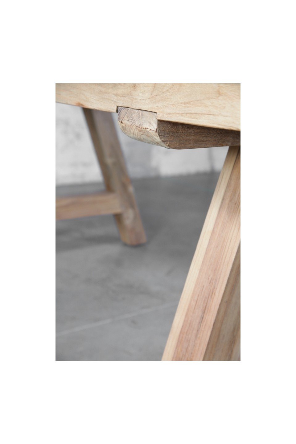 wn interiors garden table 4.jpg