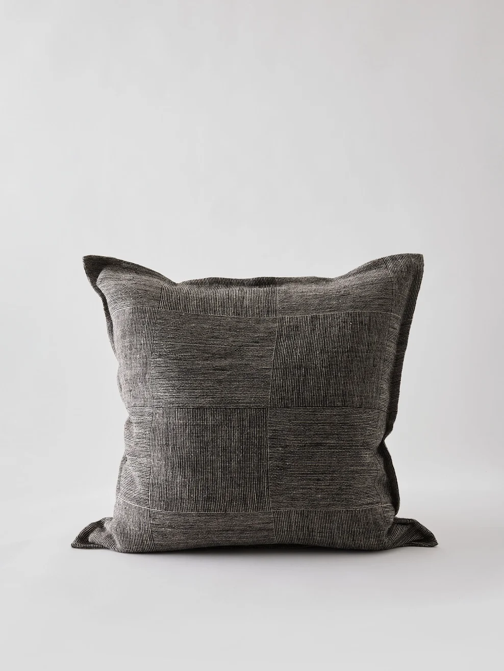 Check pattern Linen cushion - Black