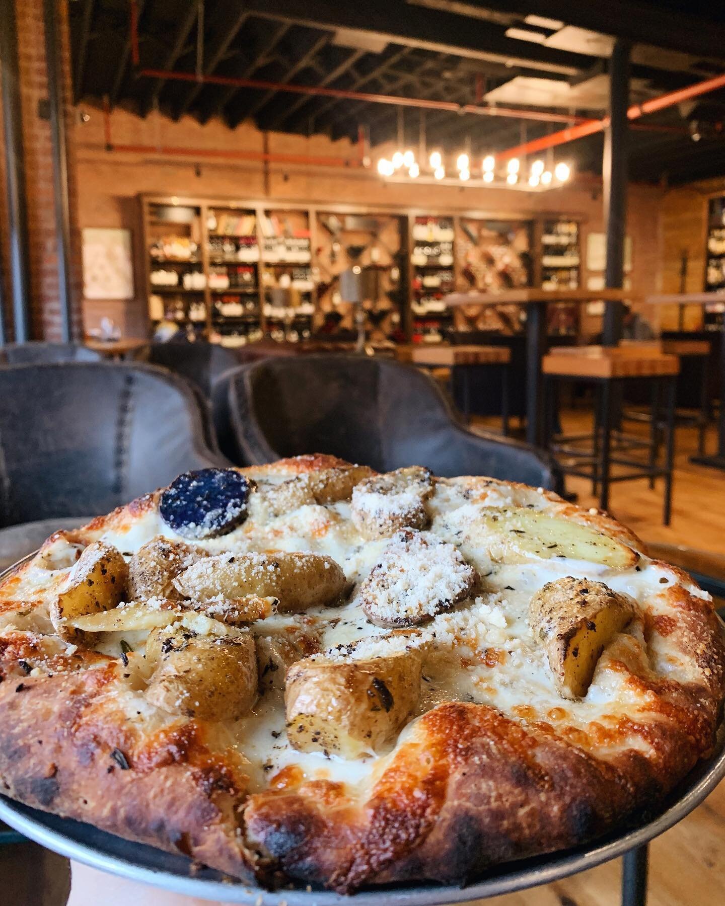 There&rsquo;s no better way to celebrate Valentine&rsquo;s Day Weekend than with a pizza to share or all for yourself🍕😍

@thepamarket is running a ton of food and drink specials all weekend so come by for a great date night!